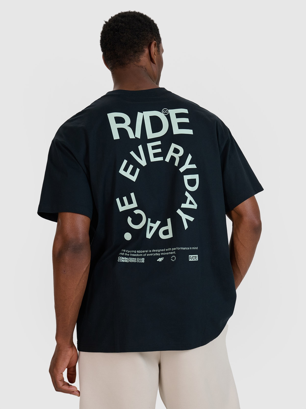 4F T-shirt oversize z nadrukiem męski - czarny XL