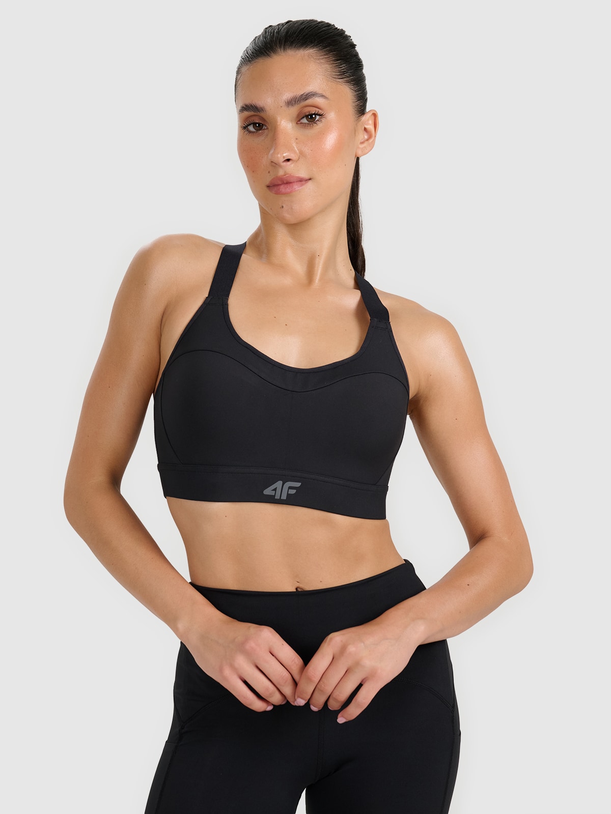 4F Biustonosz treningowy z wysokim wsparciem - czarny L