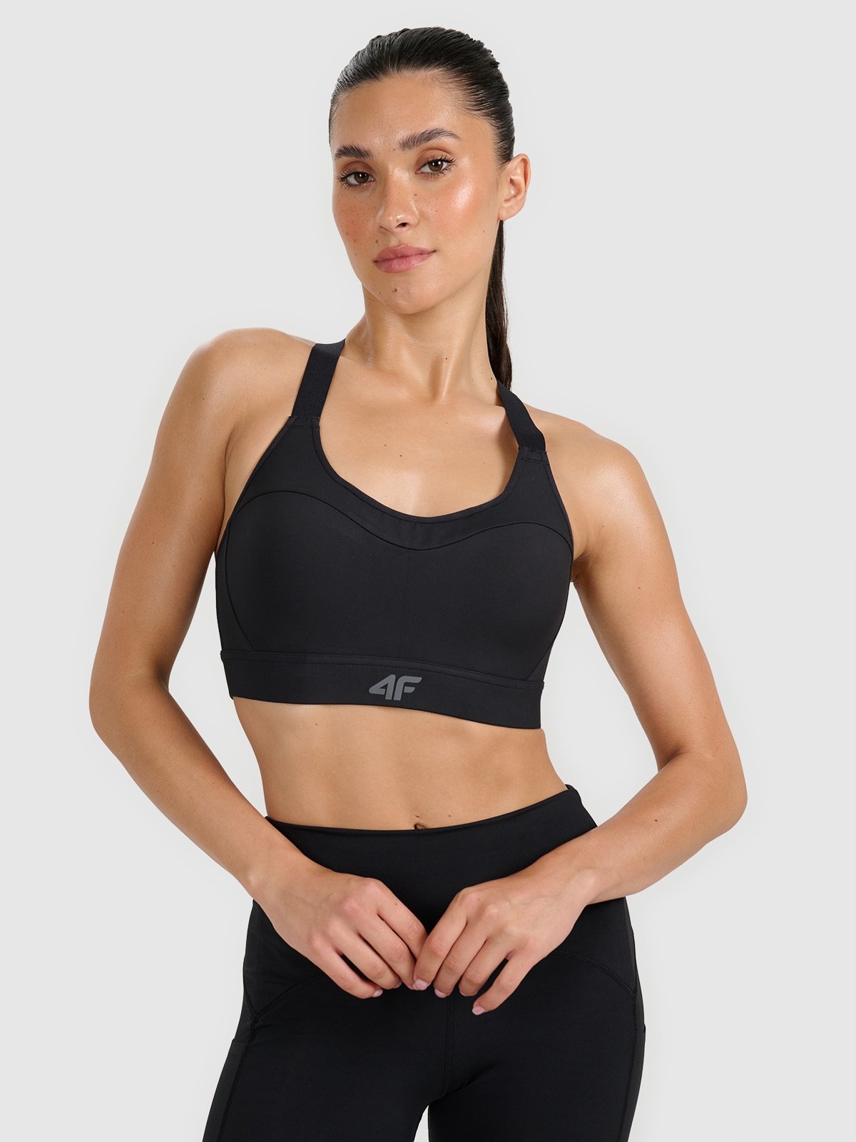 4F Biustonosz treningowy z wysokim wsparciem - czarny L