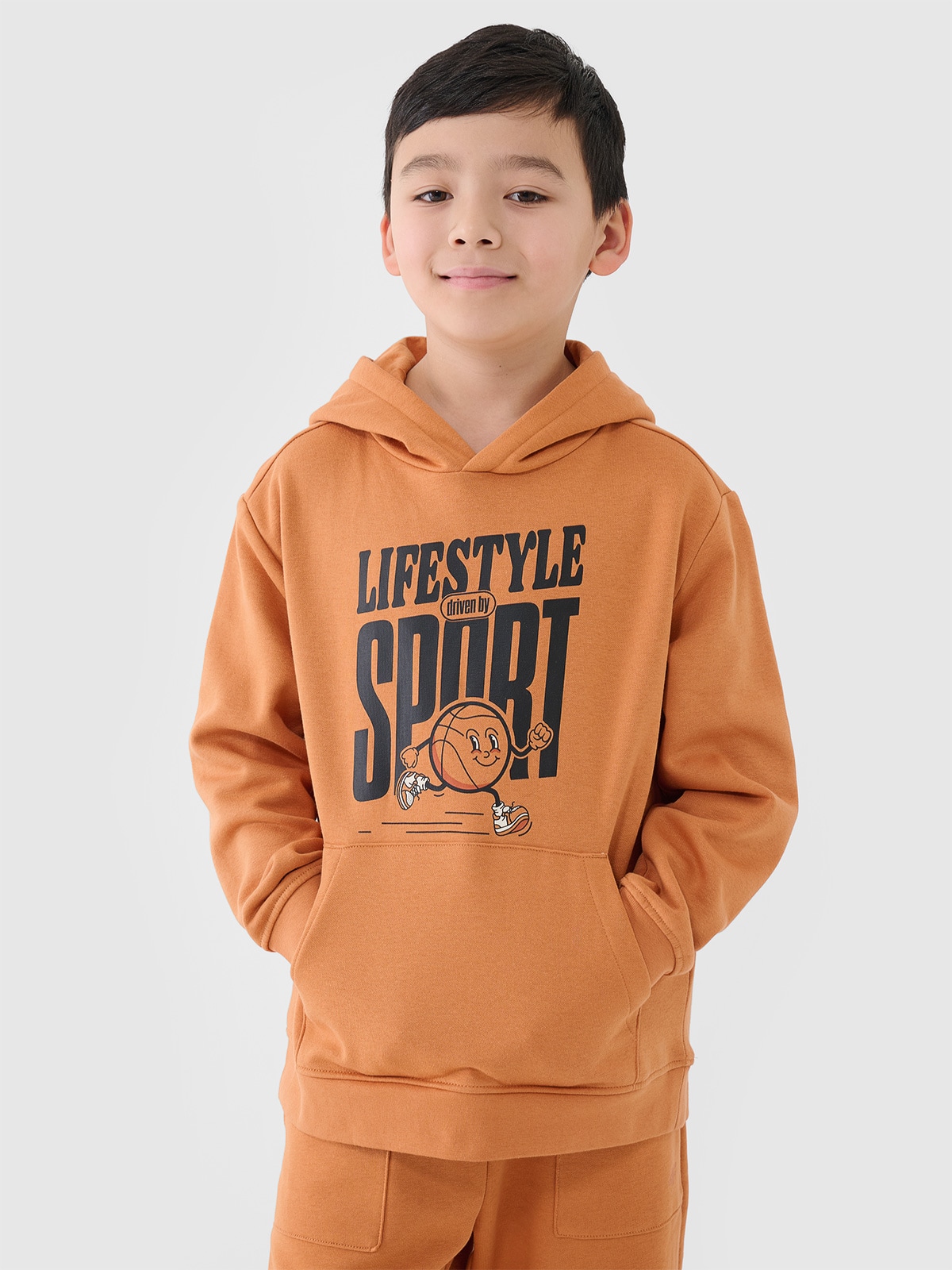 4F Bluza dresowa nierozpinana z kapturem chłopięca - pomarańczowa 140 (9-10 lat)