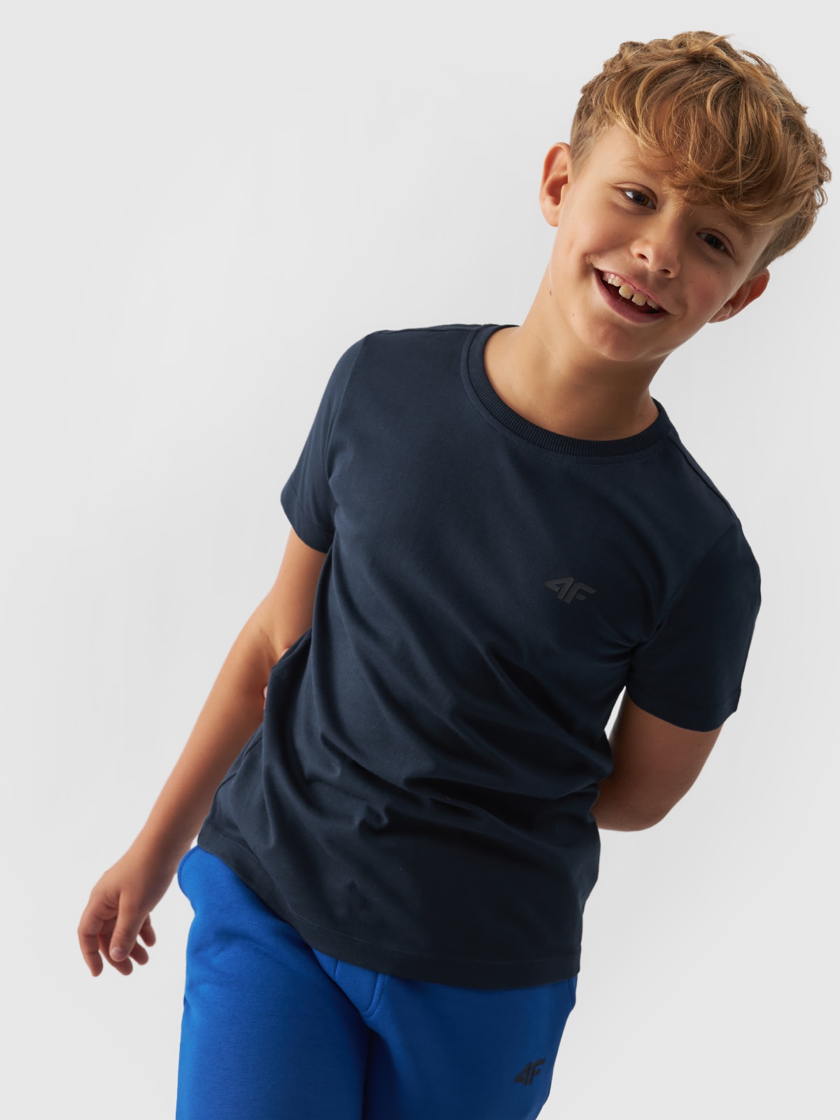 4F T-shirt gładki chłopięcy - granatowy 122 (6-7 lat)