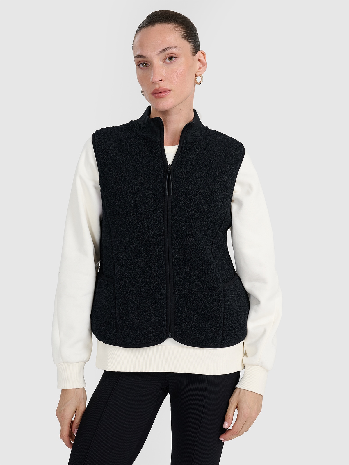 4F Bezrękawnik sherpa damski - czarny L