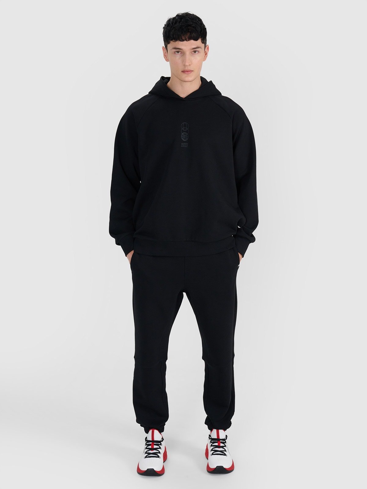 4F Spodnie dresowe joggery męskie - czarne M