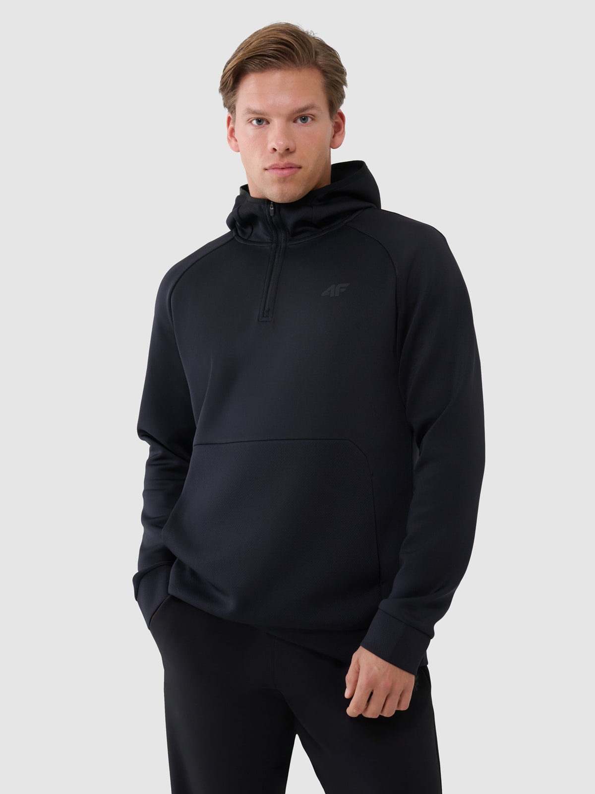 4F Bluza treningowa regular szybkoschnąca męska - czarna XL