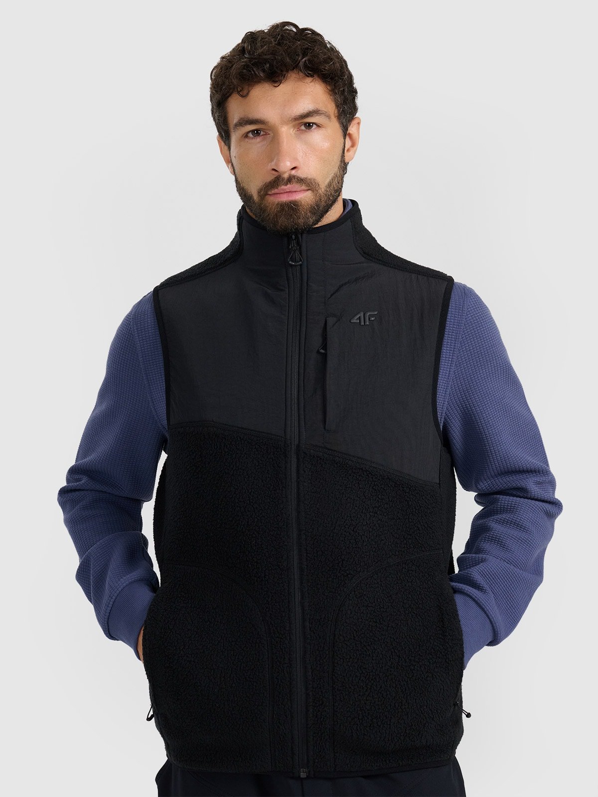 4F Bezrękawnik sherpa męski - czarny L