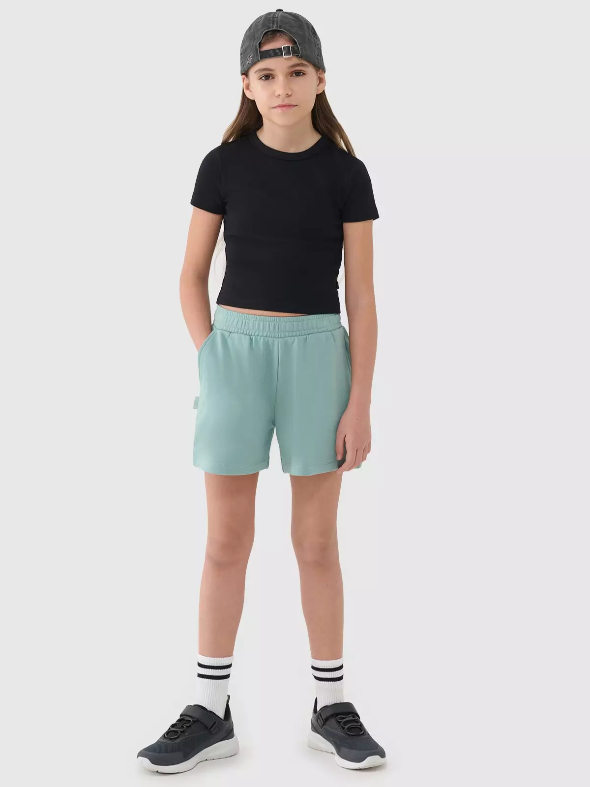 4F Spodenki dresowe dziewczęce - turkusowe 164 (13-14 lat)