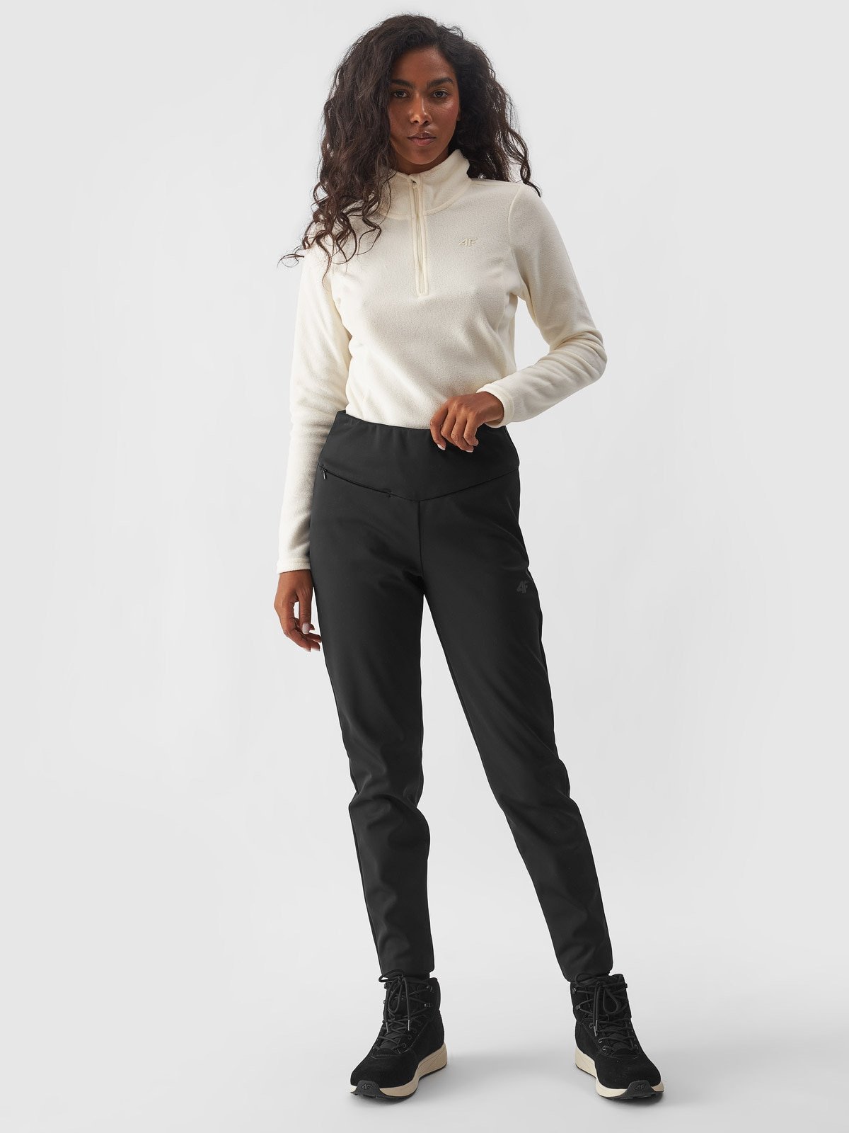4F Spodnie narciarskie softshellowe membrana 10000 damskie - czarne S