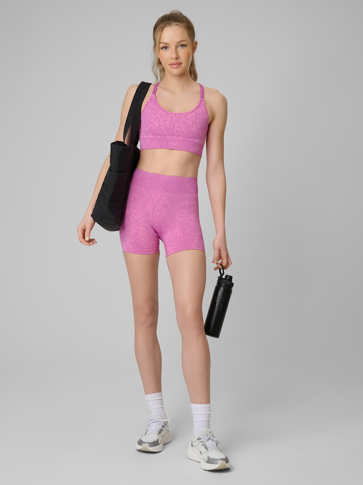 4F Spodenki treningowe bezszwowe damskie - różowe XL/XXL