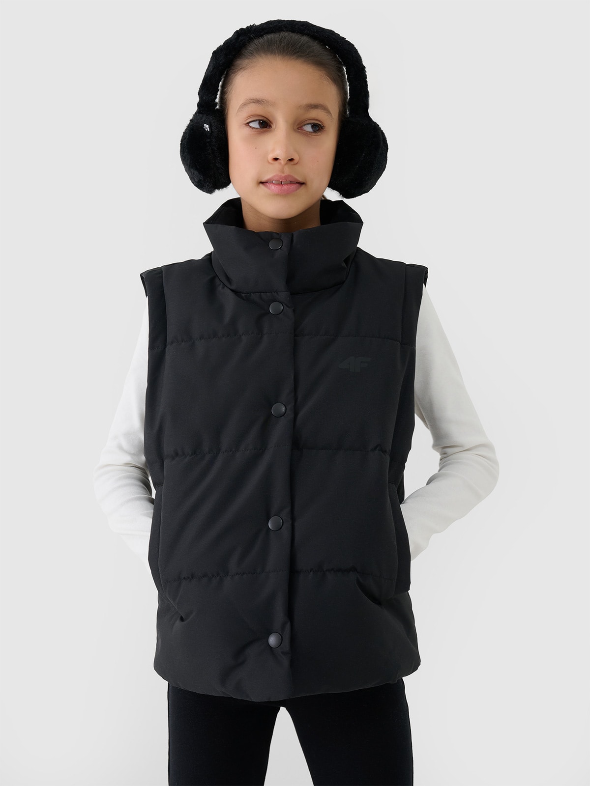 4F Bezrękawnik puchowy z wypełnieniem syntetycznym dziewczęcy - czarny 134 (8-9 lat)