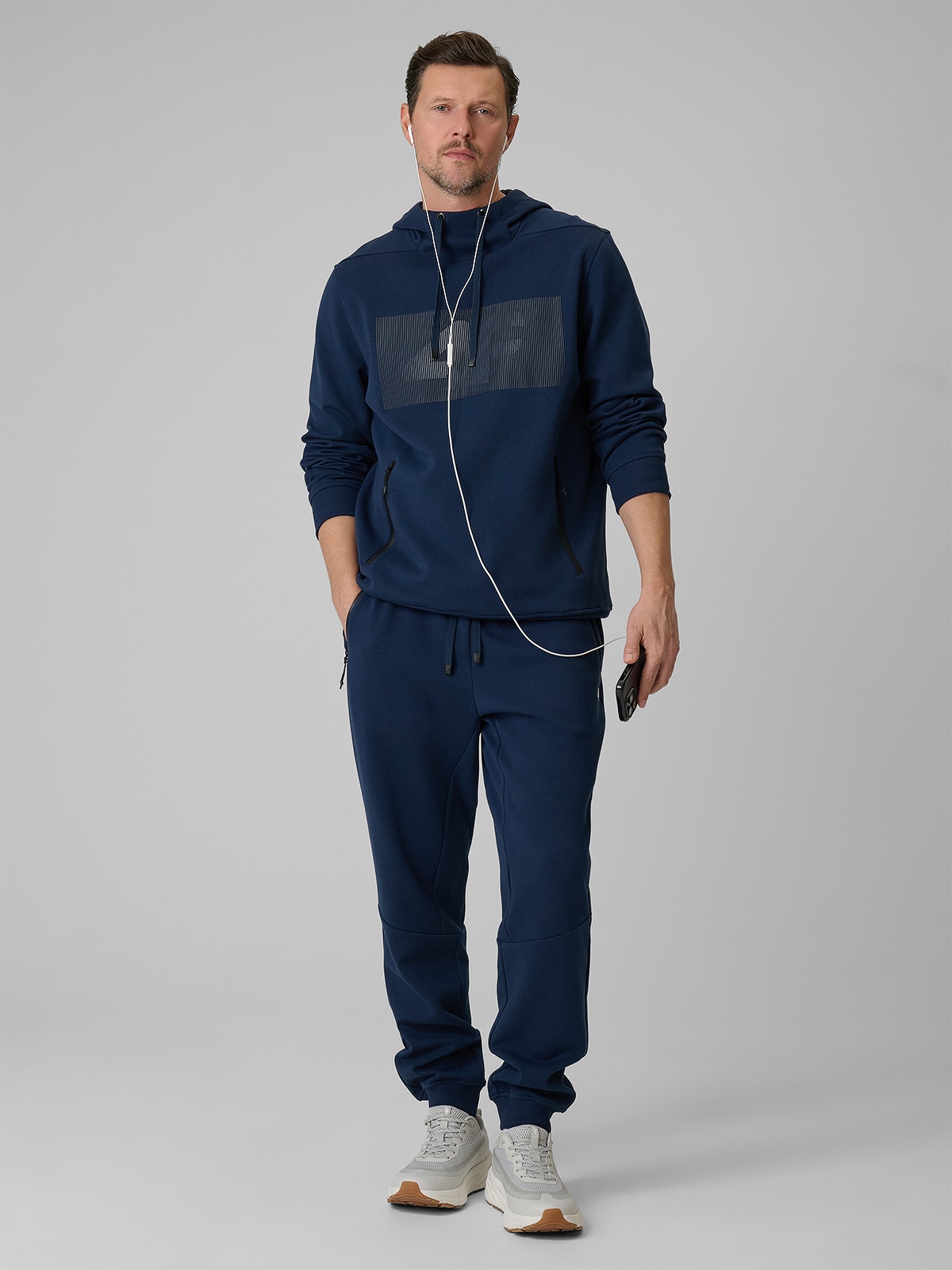 4F Spodnie dresowe joggery męskie - granatowe XL