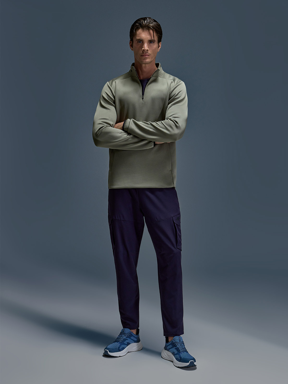 4F Spodnie treningowe szybkoschnące męskie - granatowe XL