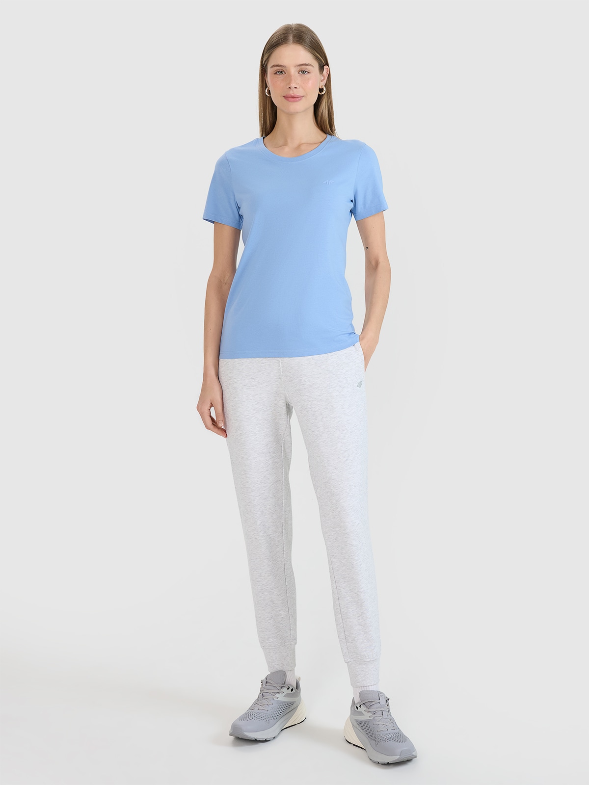 4F Spodnie dresowe joggery damskie - szare XS