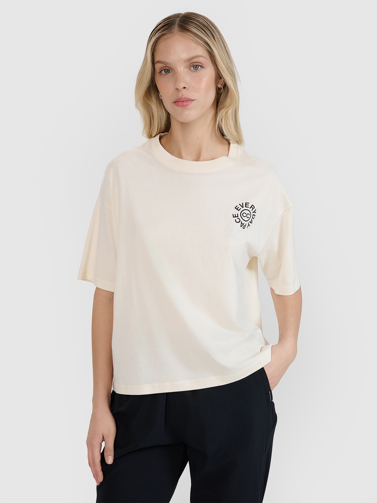 4F T-shirt oversize z nadrukiem damski - biały L