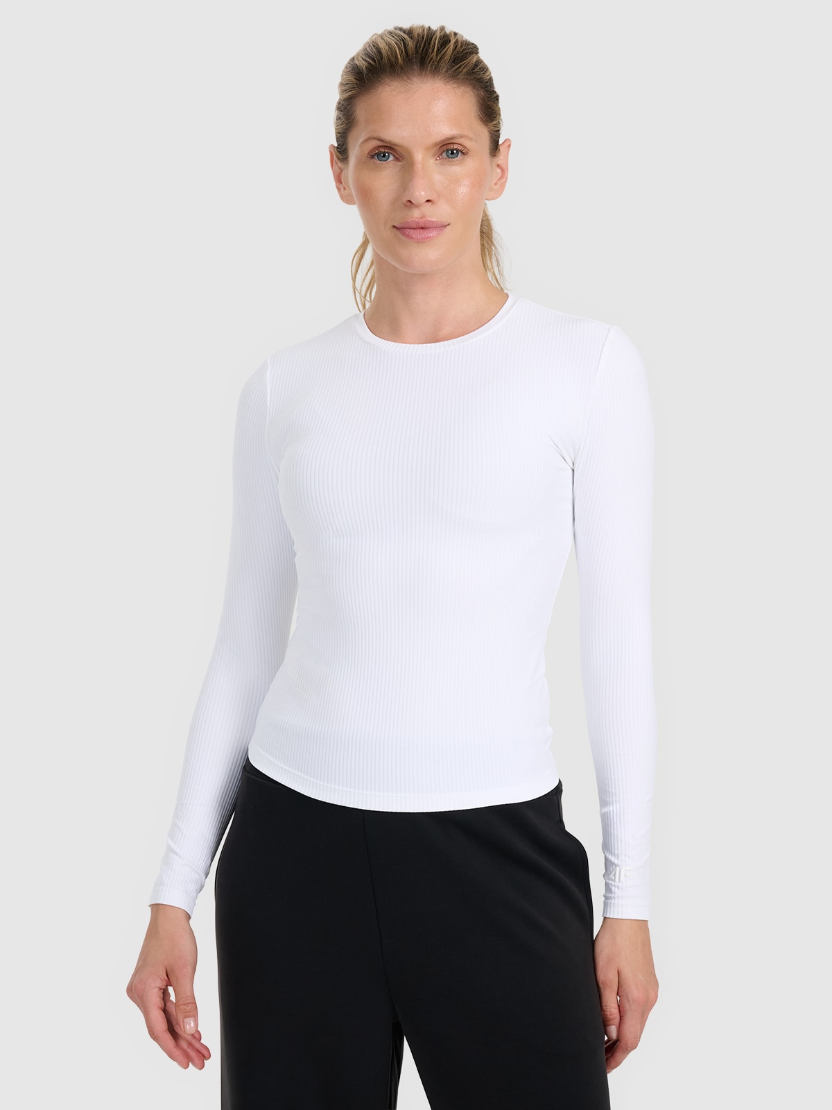 4F Longsleeve slim z prążkowanej dzianiny damski - biały S