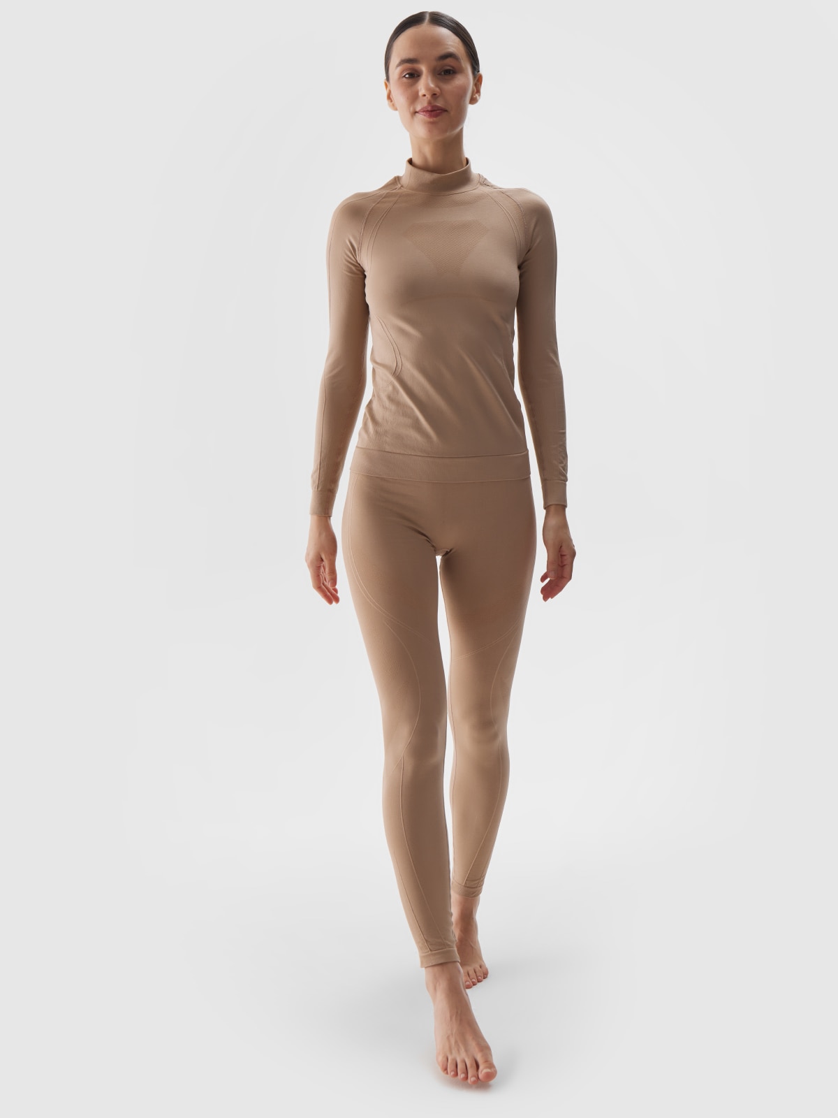 4F Bielizna termoaktywna bezszwowa (dół) damska - brązowa XS/S