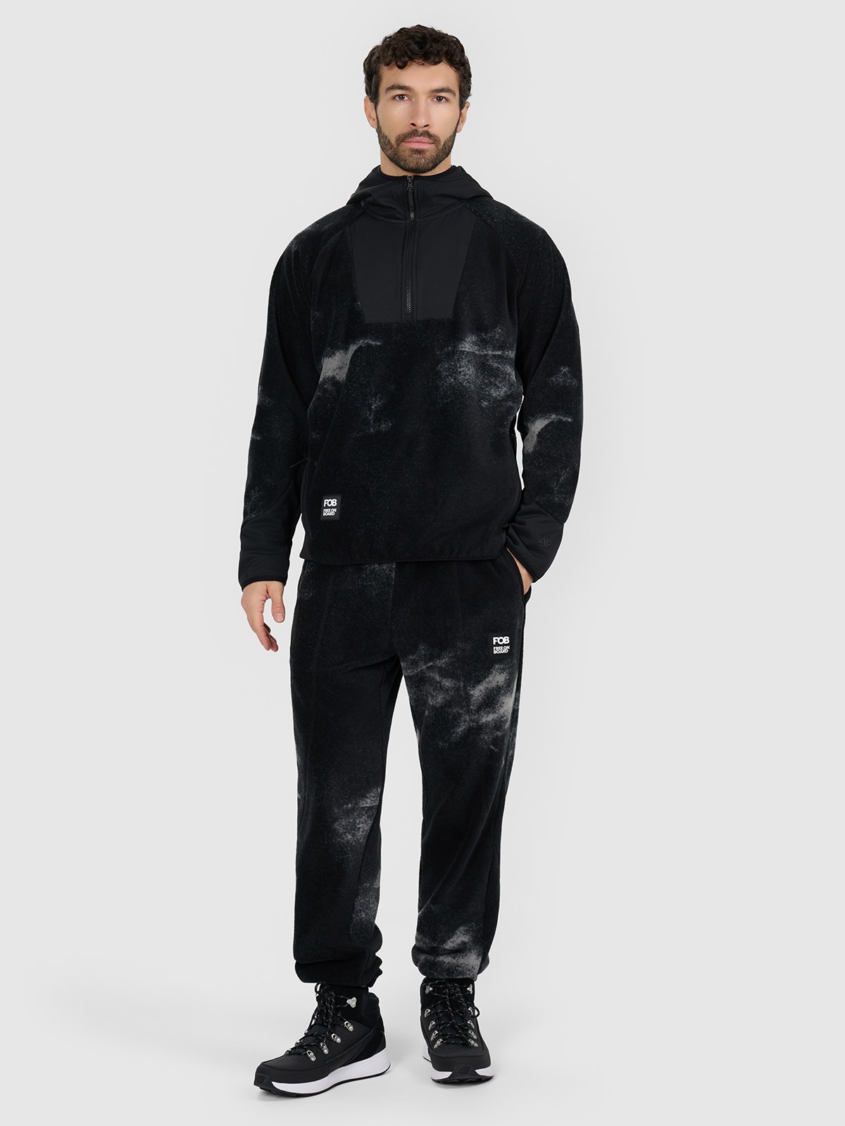 4F Spodnie polarowe męskie - czarne M