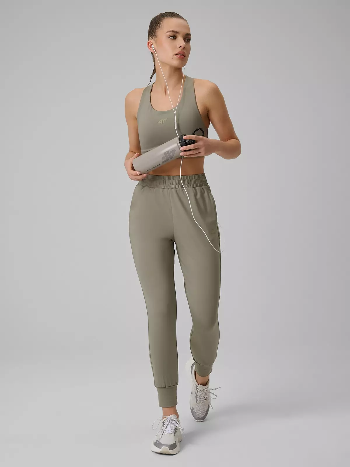4F Spodnie treningowe szybkoschnące damskie - oliwkowe M
