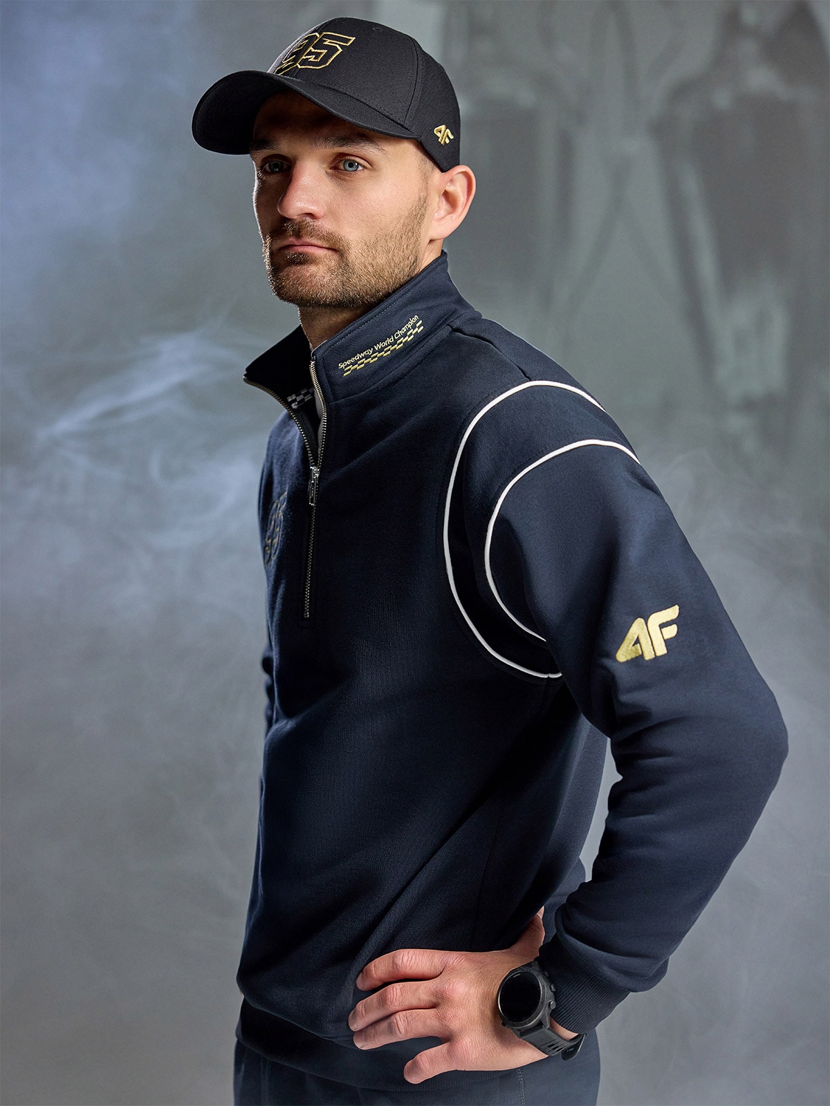 4F Bluza dresowa rozpinana bez kaptura uniseks 4F x Bartosz Zmarzlik - czarna XXL