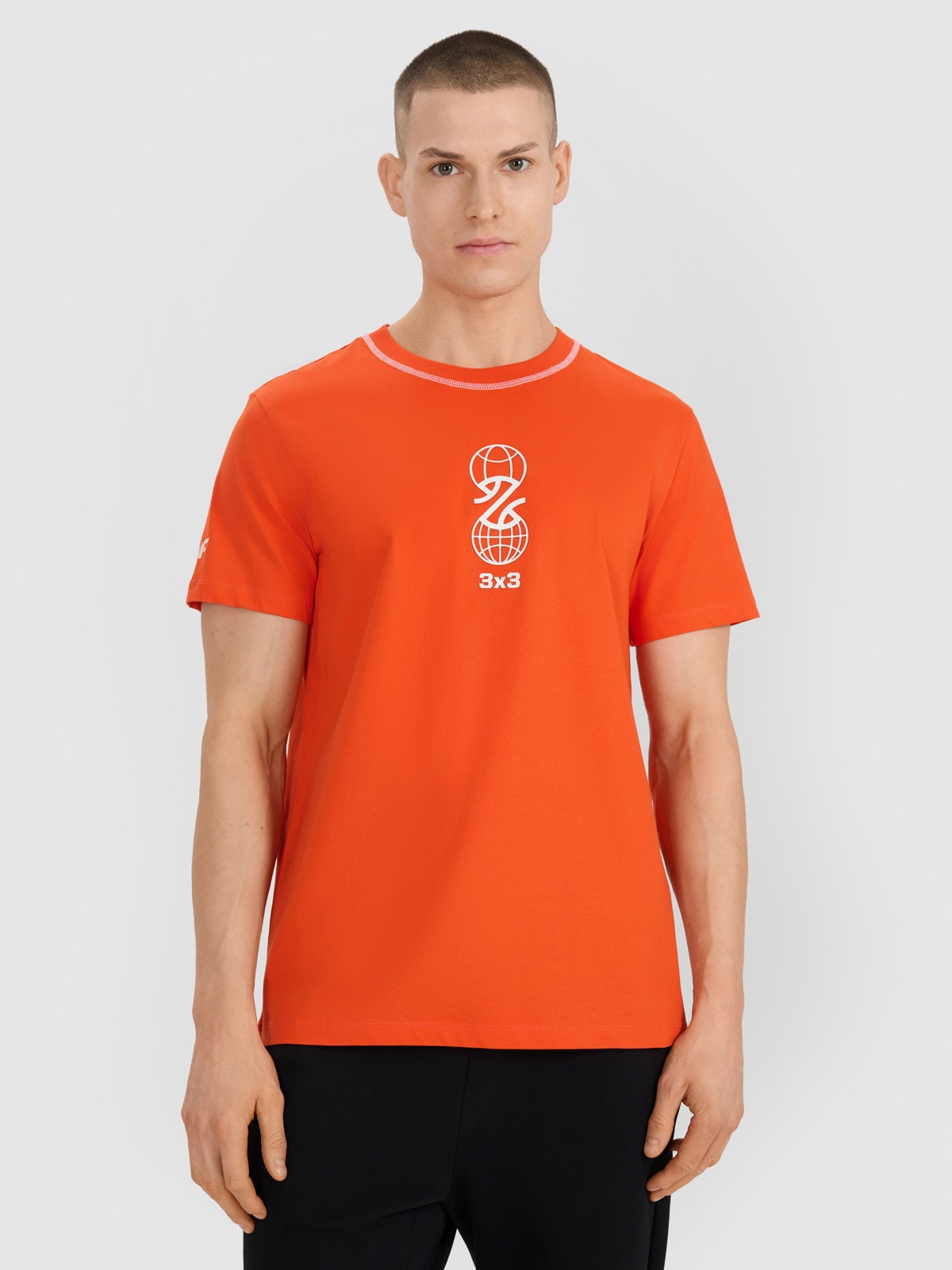 4F T-shirt regular z nadrukiem męski - pomarańczowy XXL