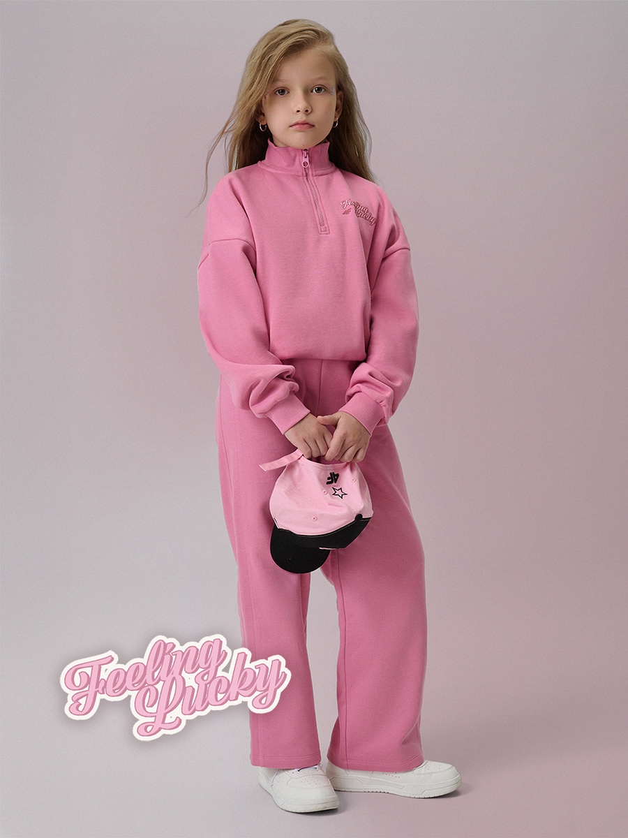 4F Spodnie dresowe z prostymi nogawkami dziewczęce - różowe 134 (8-9 lat)
