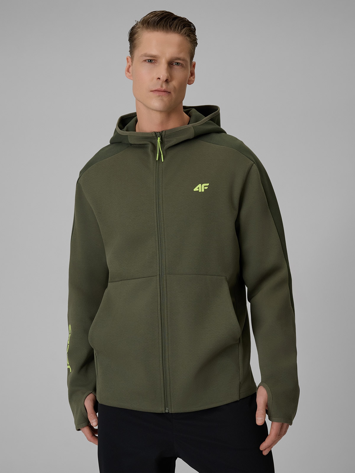 4F Bluza dresowa regular z kapturem męska - khaki XL