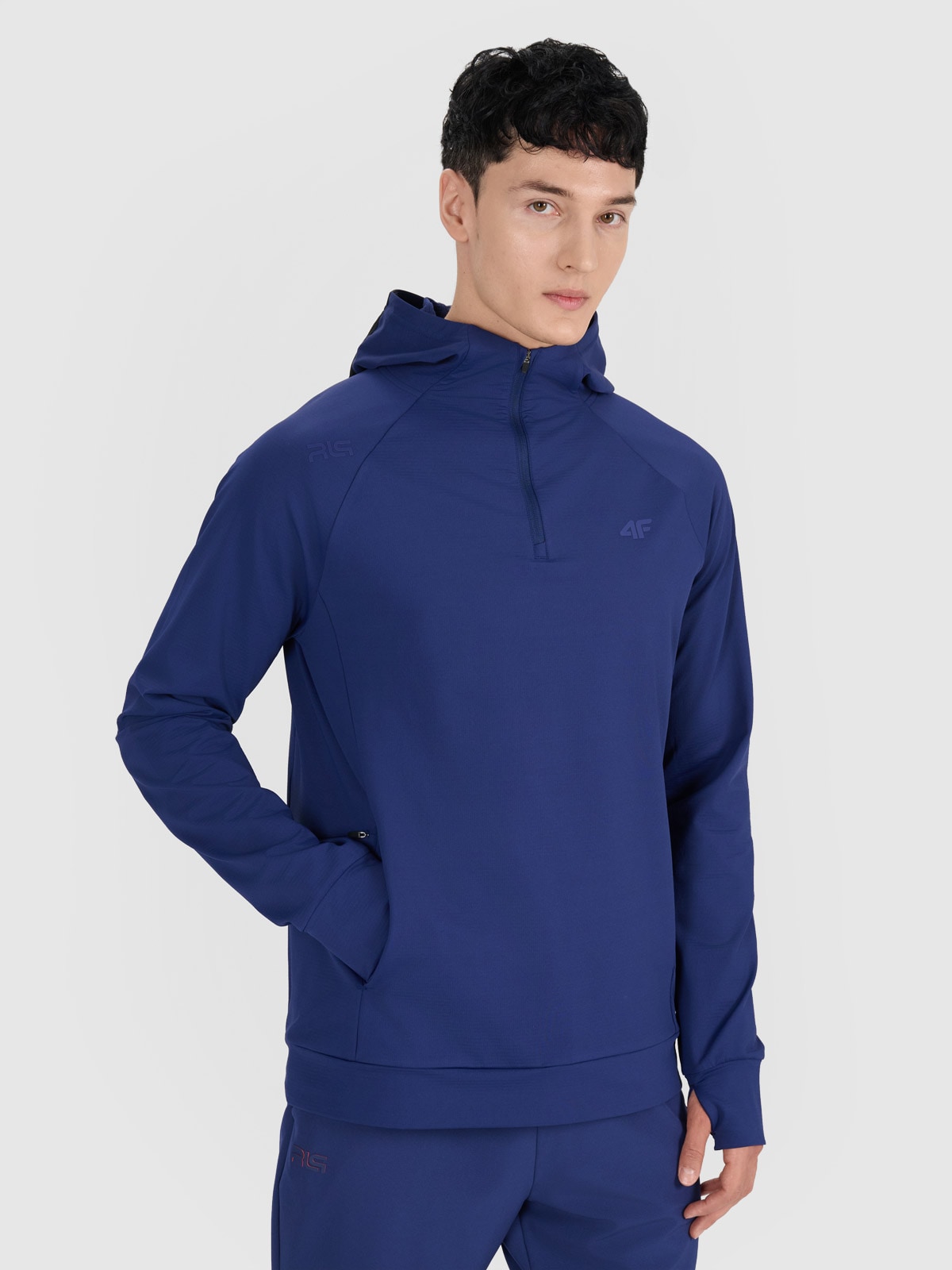 4F Bluza treningowa nierozpinana z kapturem męska 4F x Robert Lewandowski - granatowa L