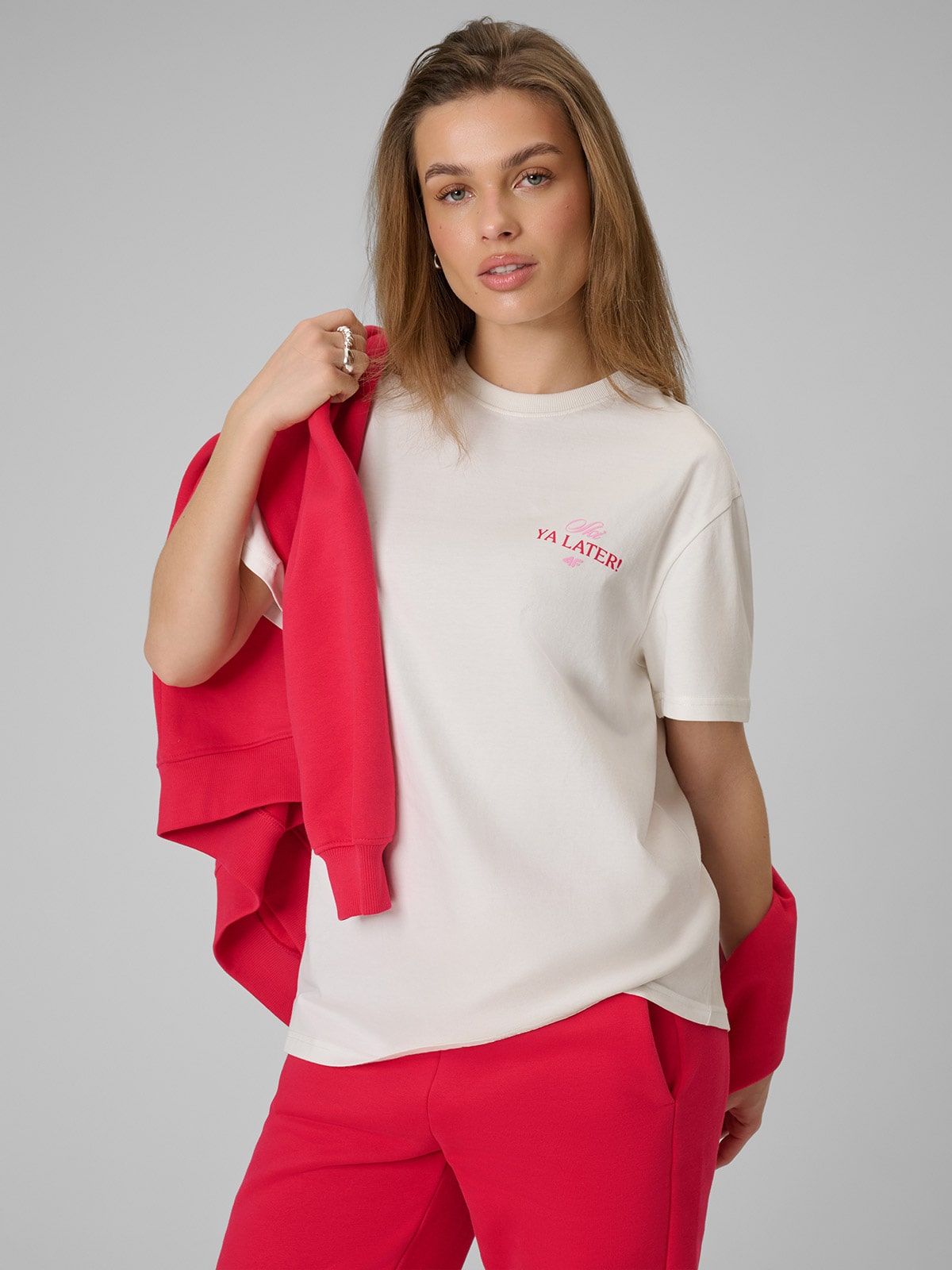 4F T-shirt loose z nadrukiem damski - beżowy L