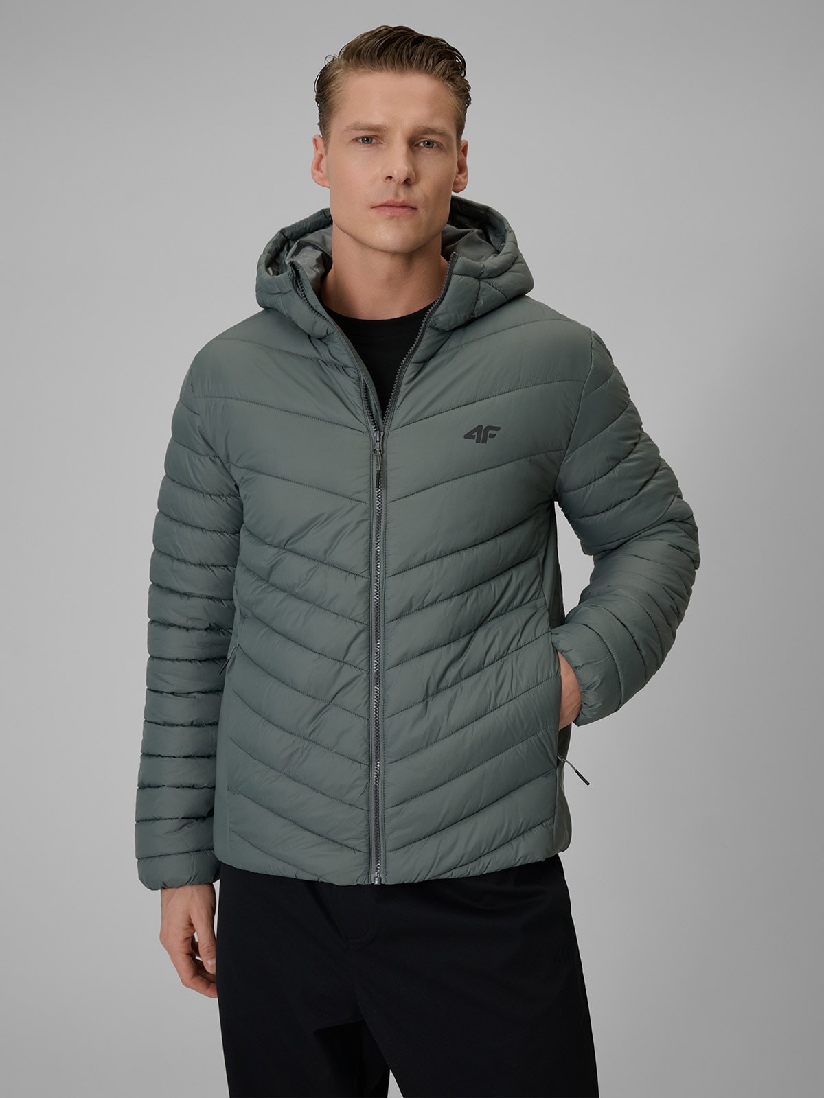 4F Kurtka z wypełnieniem syntetycznym męska - zielona S