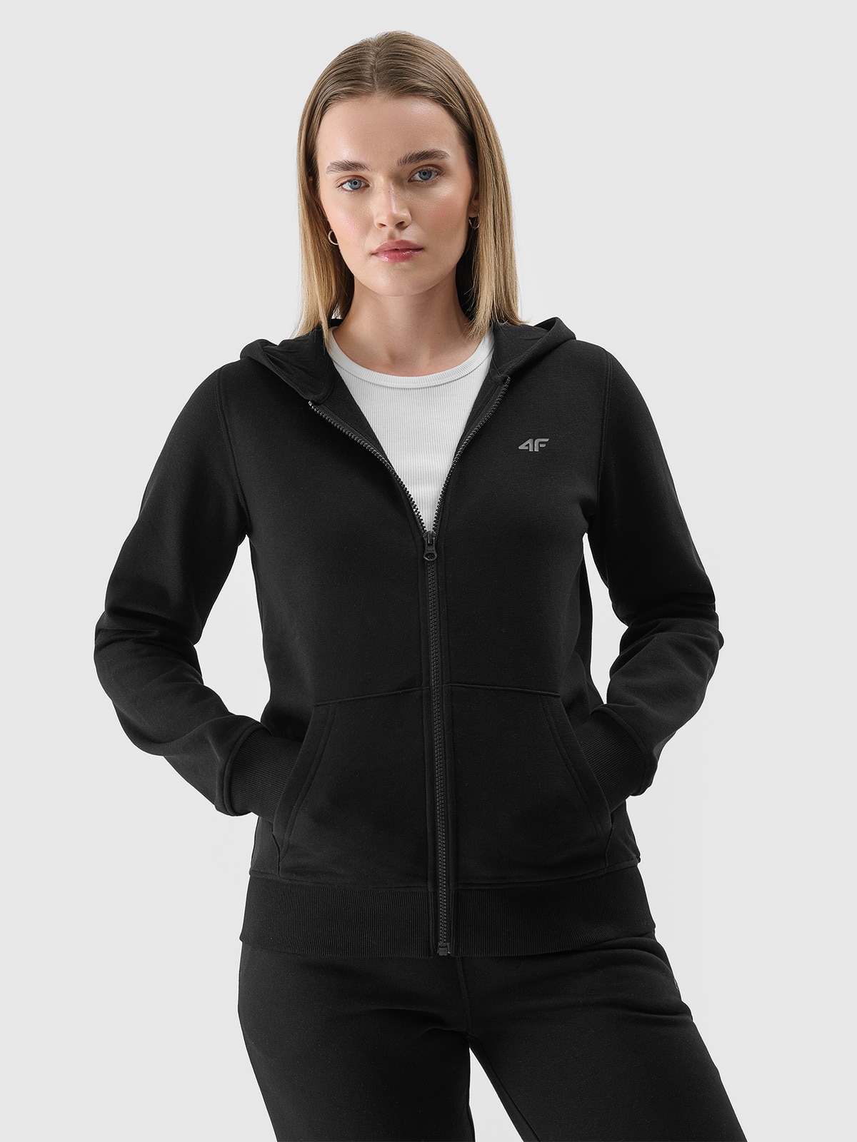 4F Bluza dresowa rozpinana z kapturem damska - czarna S