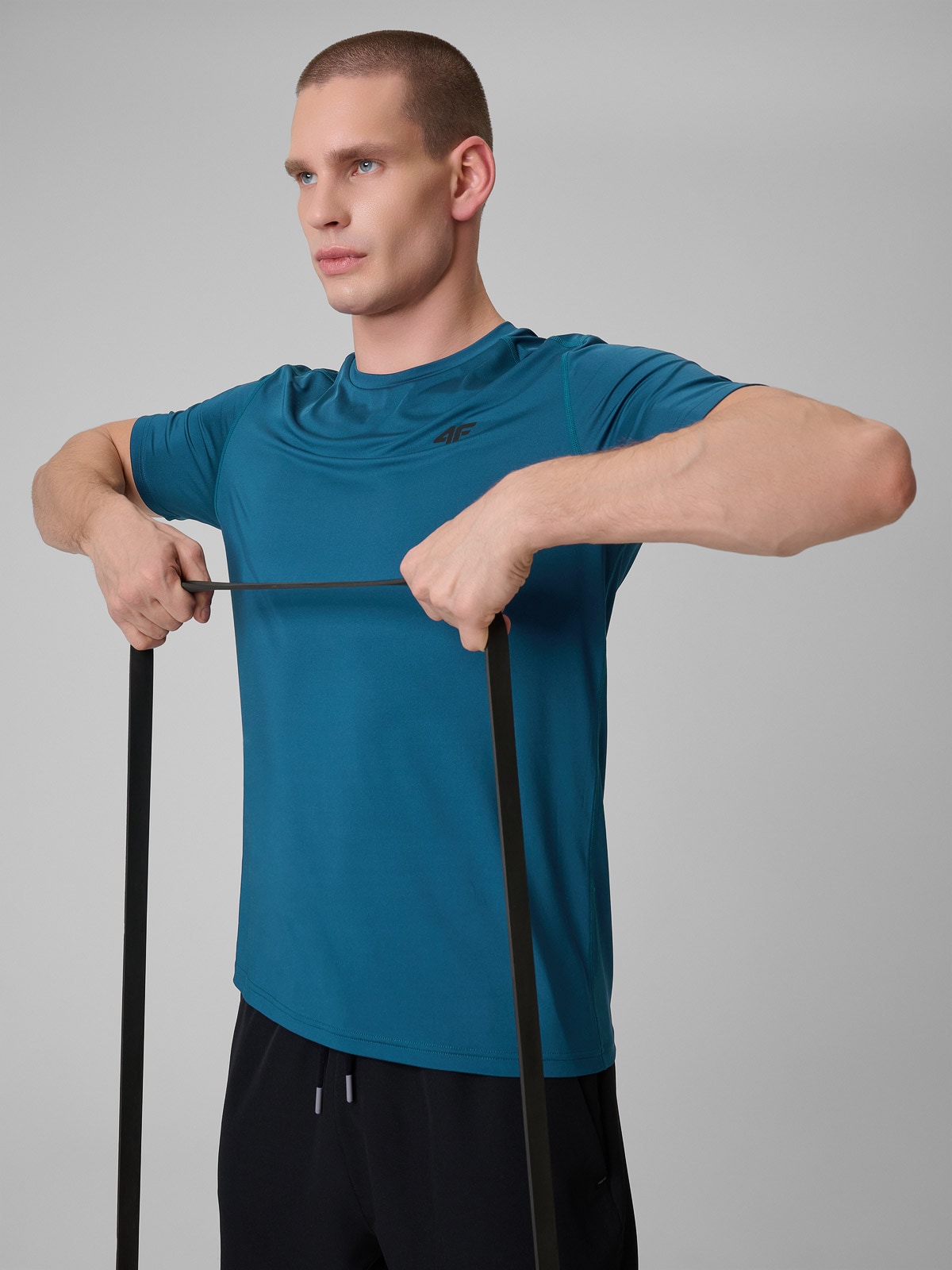 4F Koszulka treningowa regular szybkoschnąca męska - granatowa M