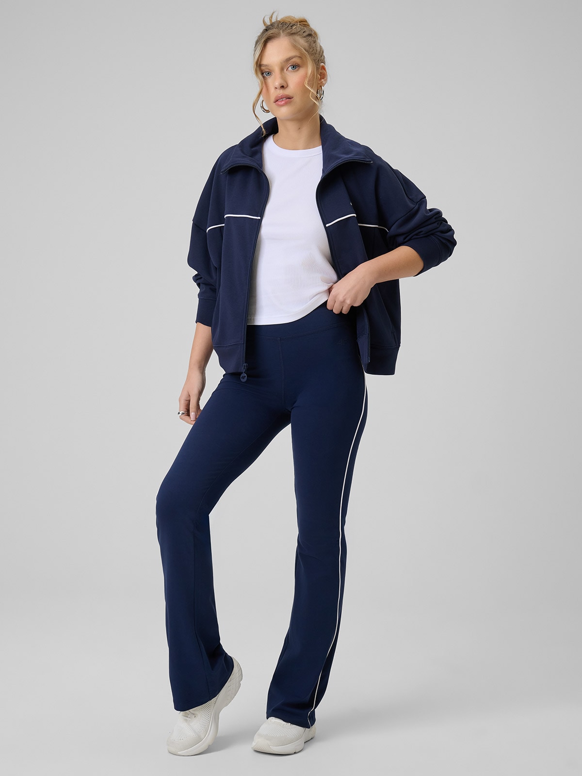 4F Legginsy z rozszerzanymi nogawkami damskie - granatowe XL