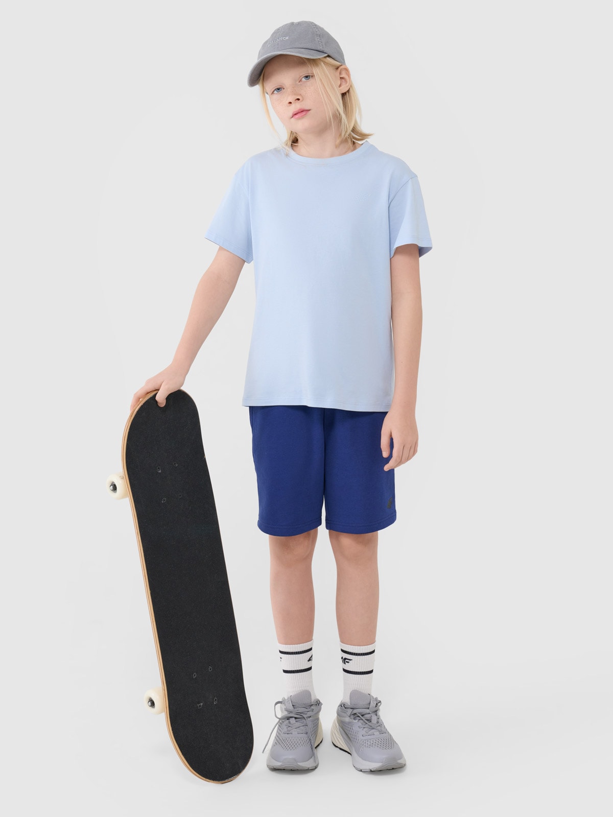 4F Spodenki dresowe chłopięce - niebieskie 158 (12-13 lat)