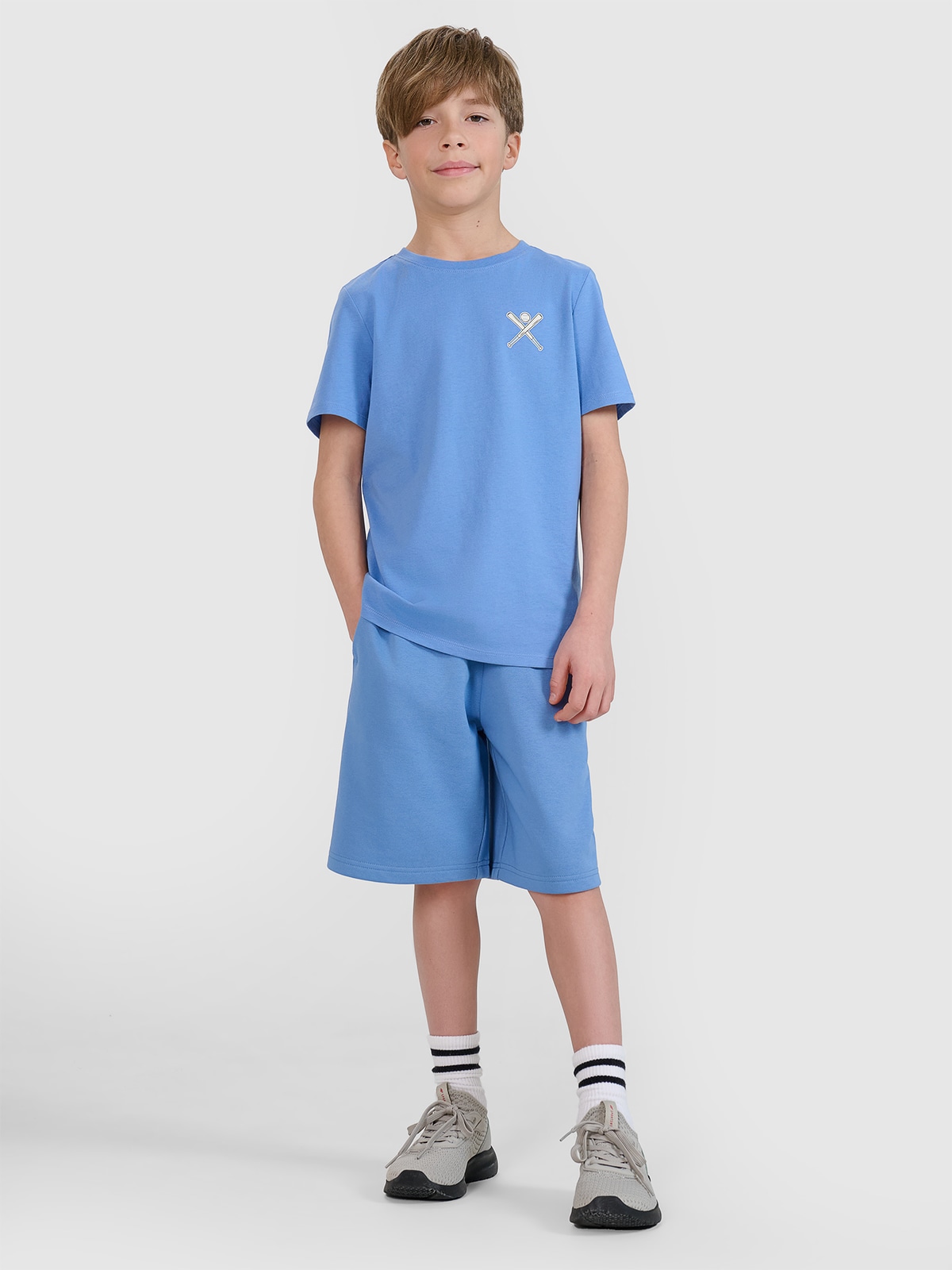 4F Spodenki dresowe chłopięce - niebieskie 140 (9-10 lat)