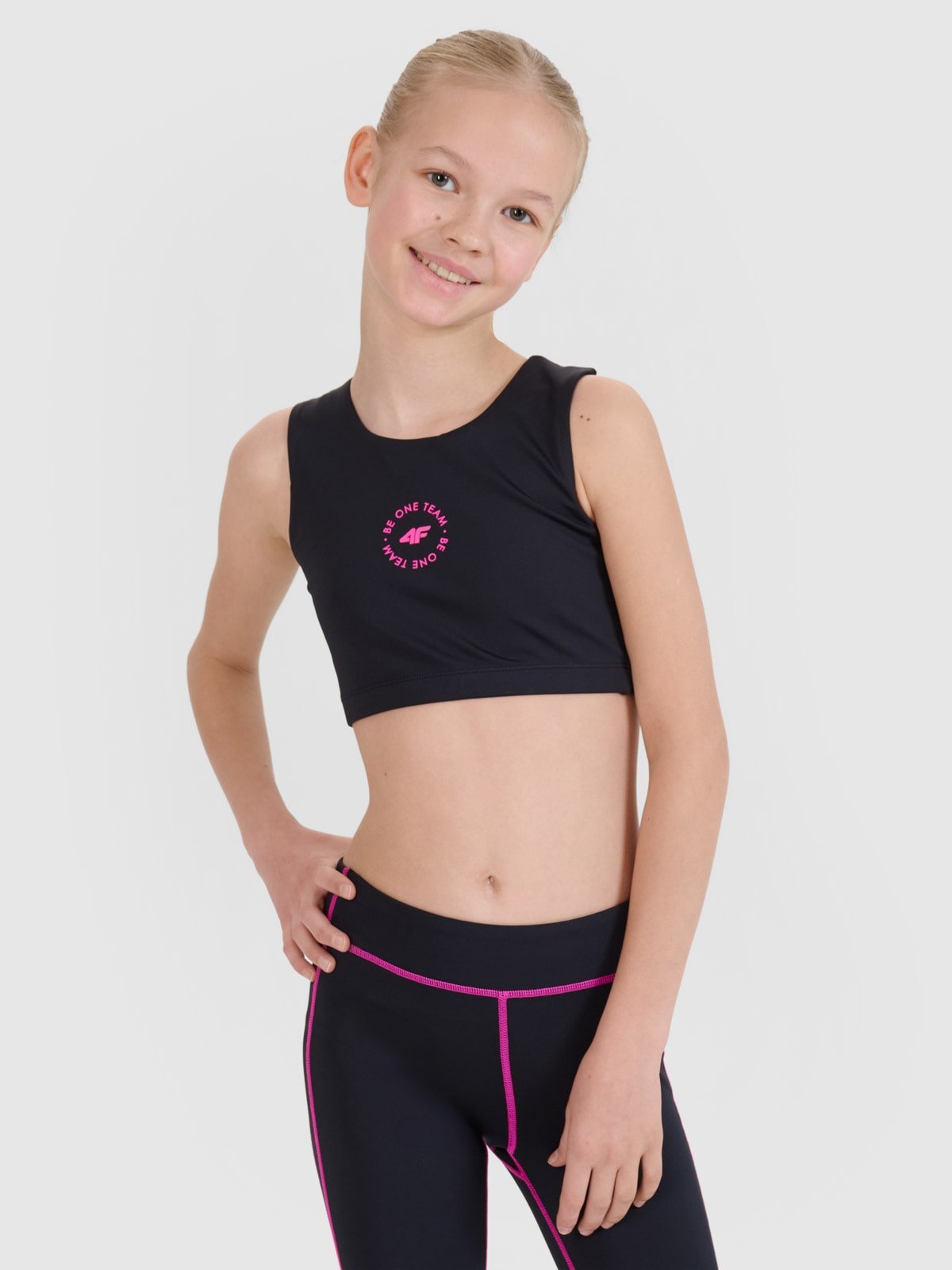 4F Stanik sportowy szybkoschnący dziewczęcy - czarny 158/164 (12-14 lat)