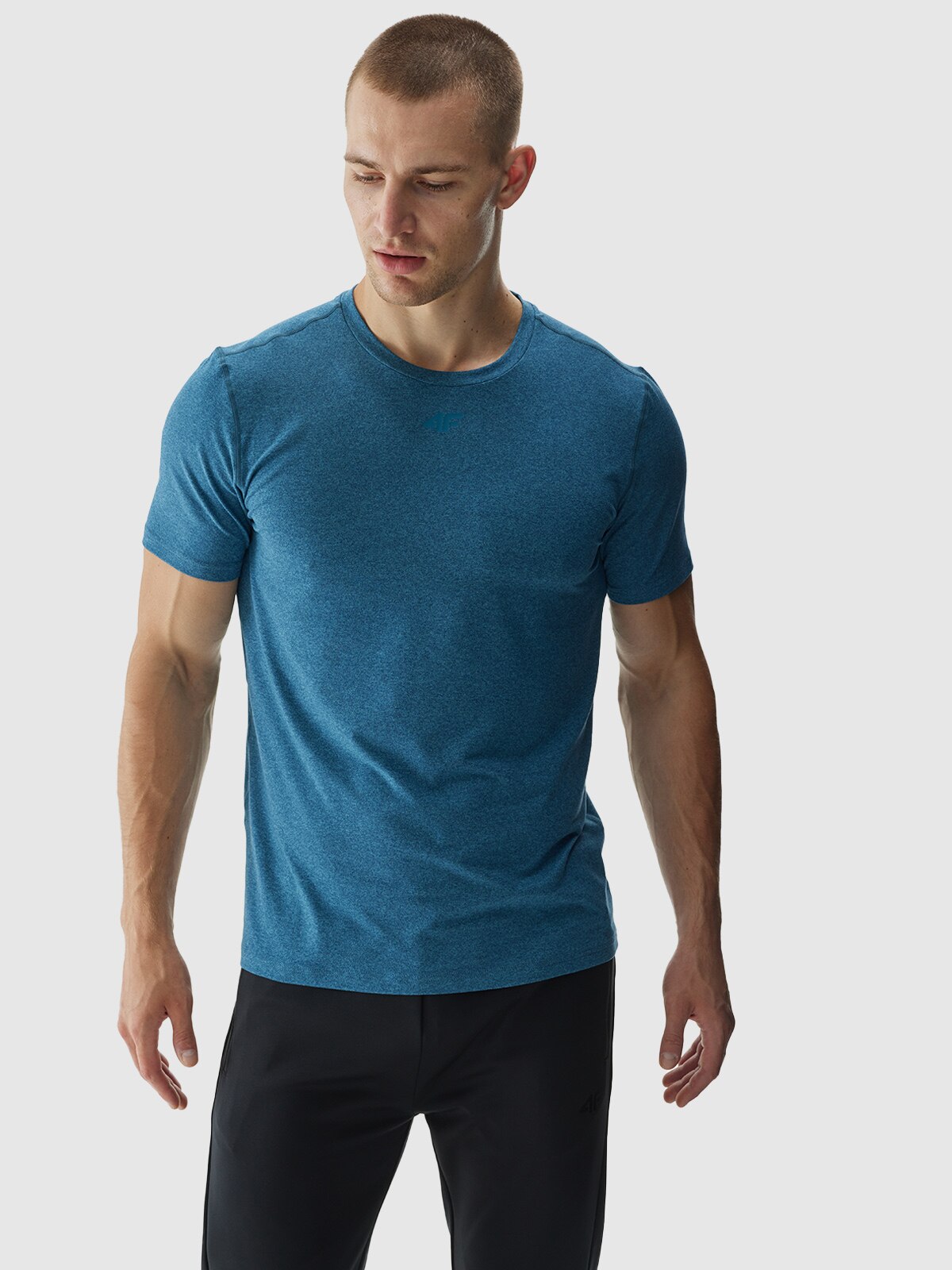 4F Koszulka treningowa regular szybkoschnąca męska - turkusowa XXL