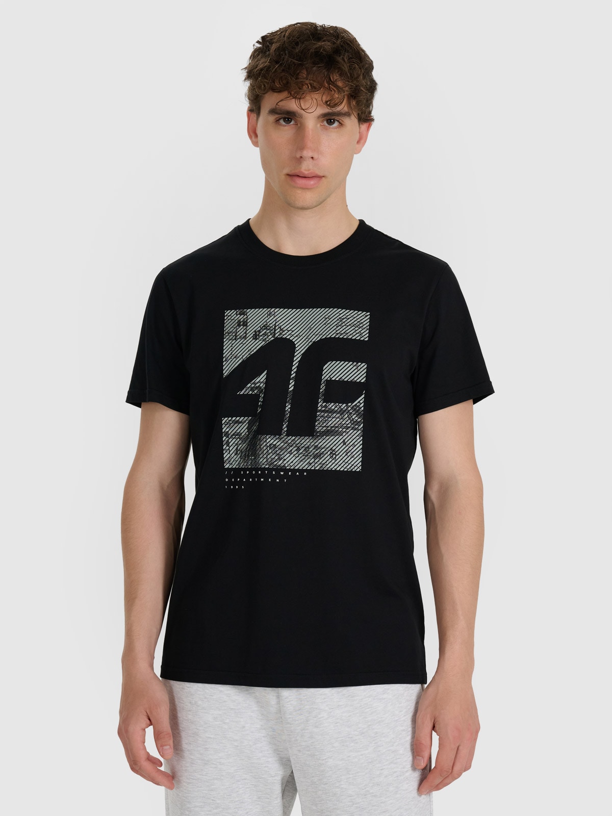 4F T-shirt regular z nadrukiem męski - czarny L