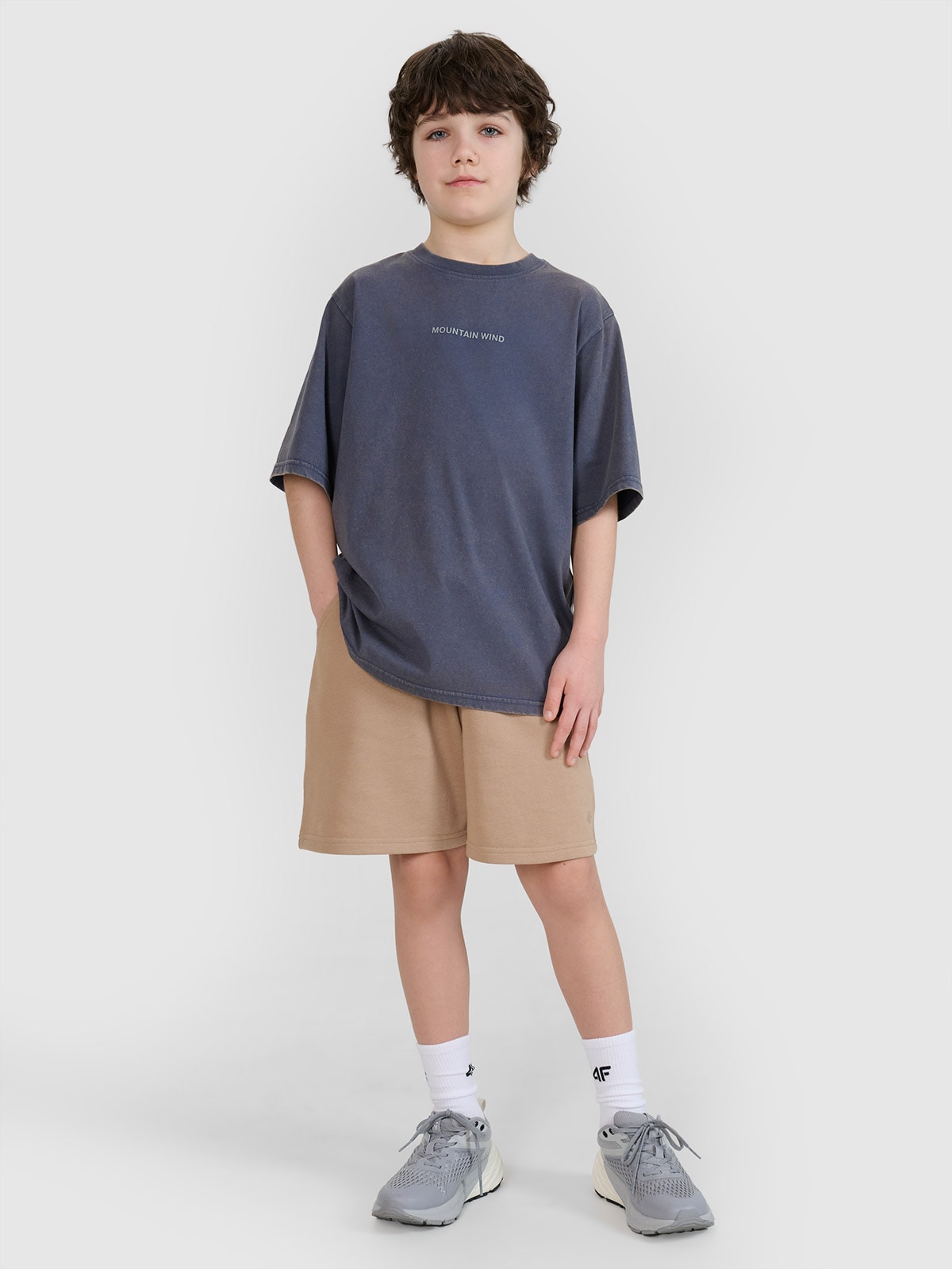 4F Spodenki dresowe dziewczęce - beżowe 158 (12-13 lat)