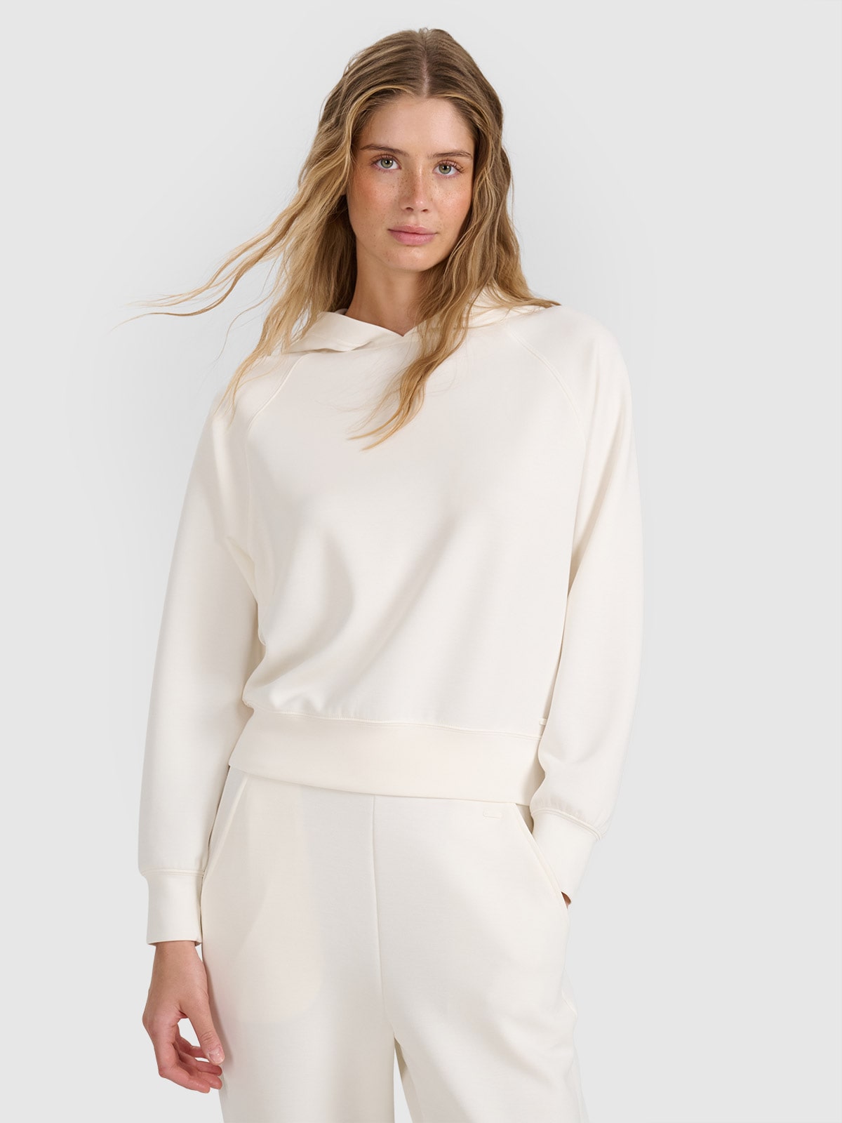 4F Bluza dresowa nierozpinana z modalem damska - biała XL