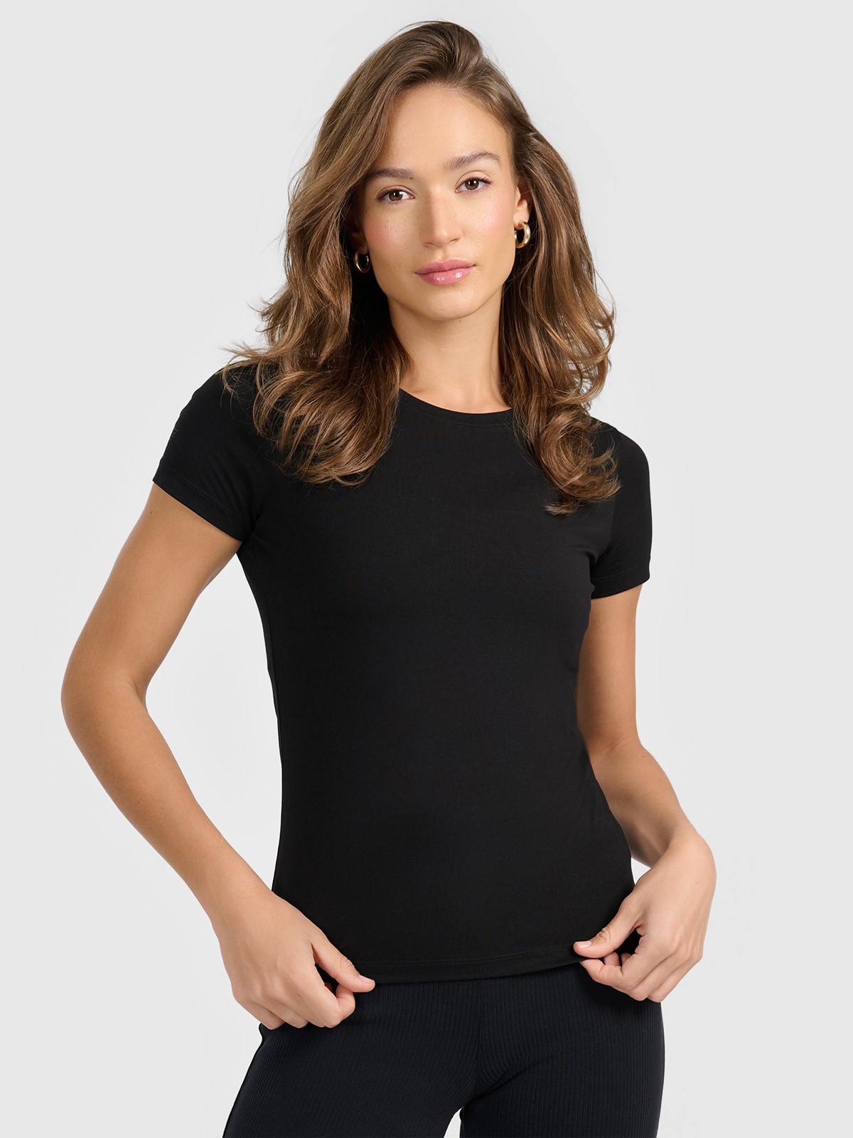 4F T-shirt slim gładki damski - czarny XS