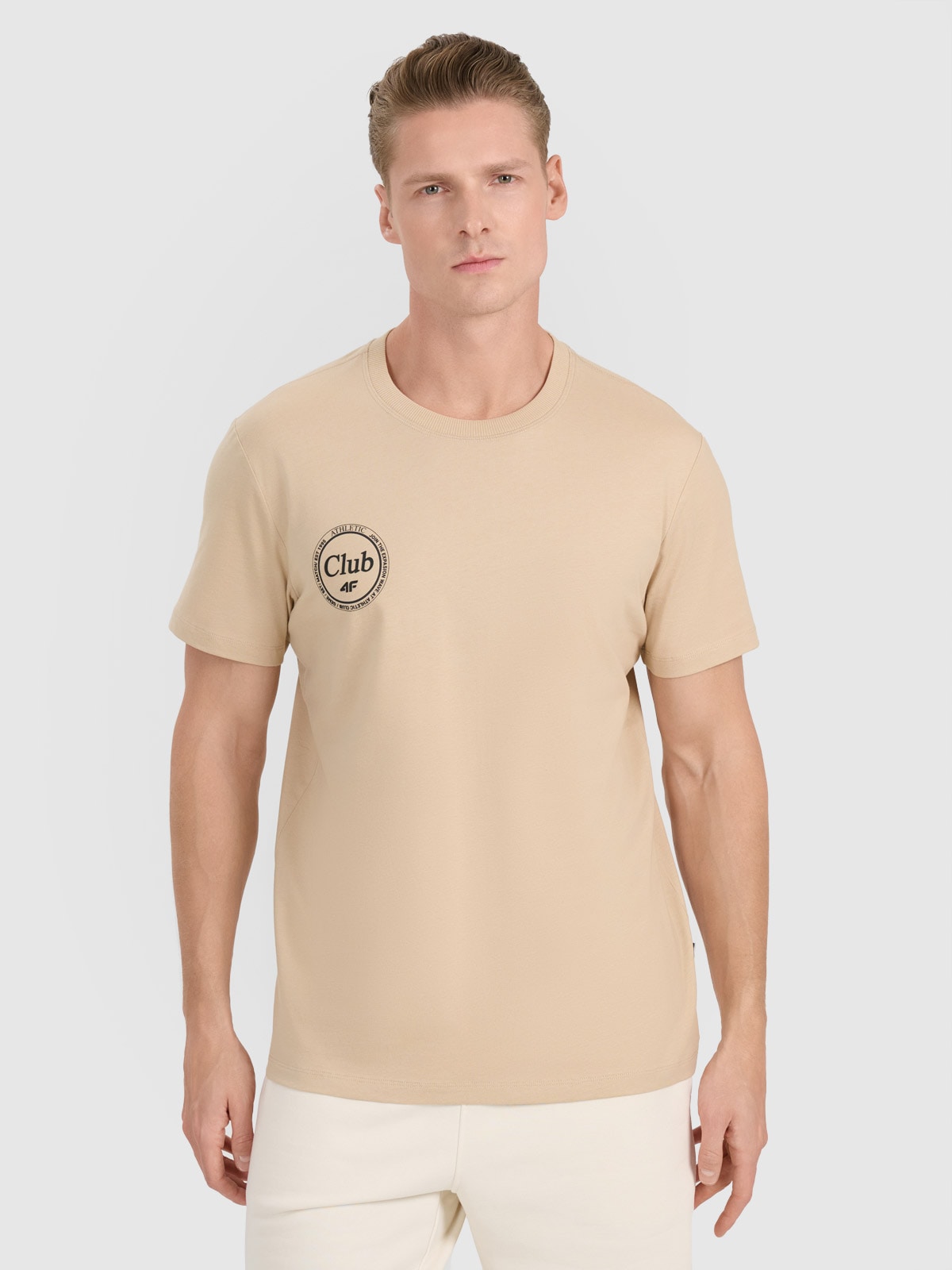 4F T-shirt regular z nadrukiem męski - brązowy S