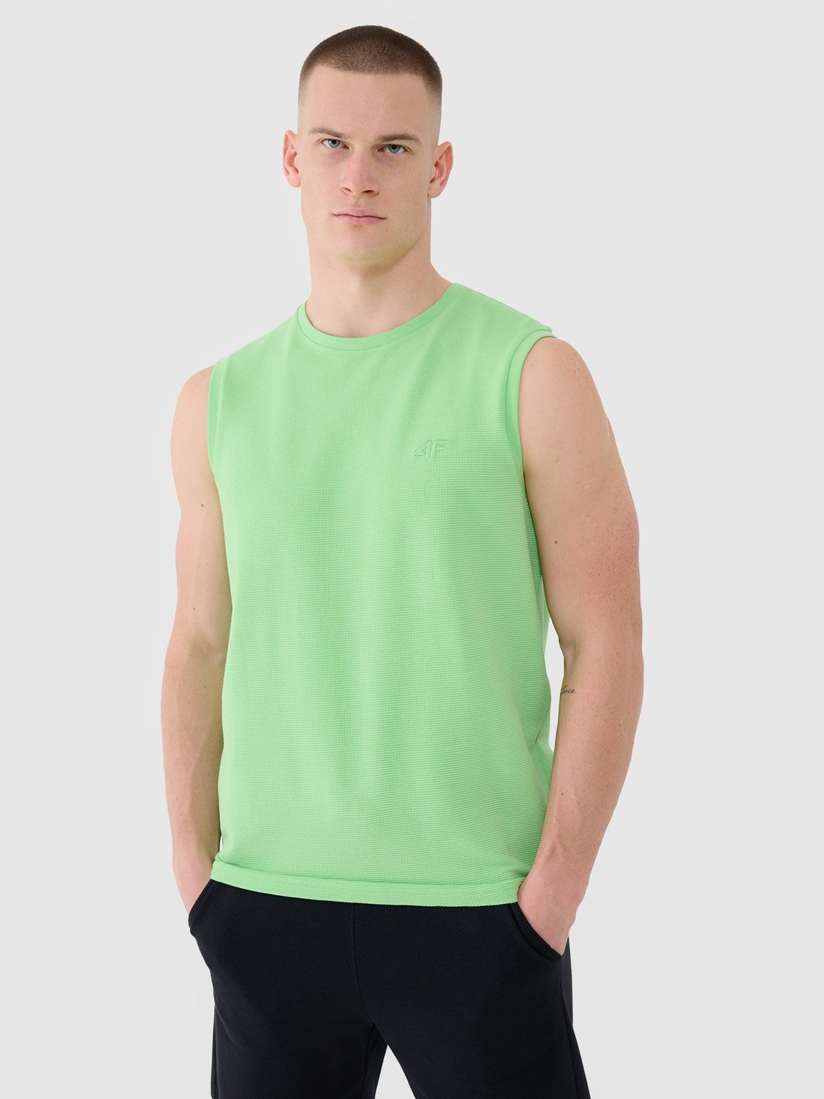 4F Tank top regular gładki męski - zielony S