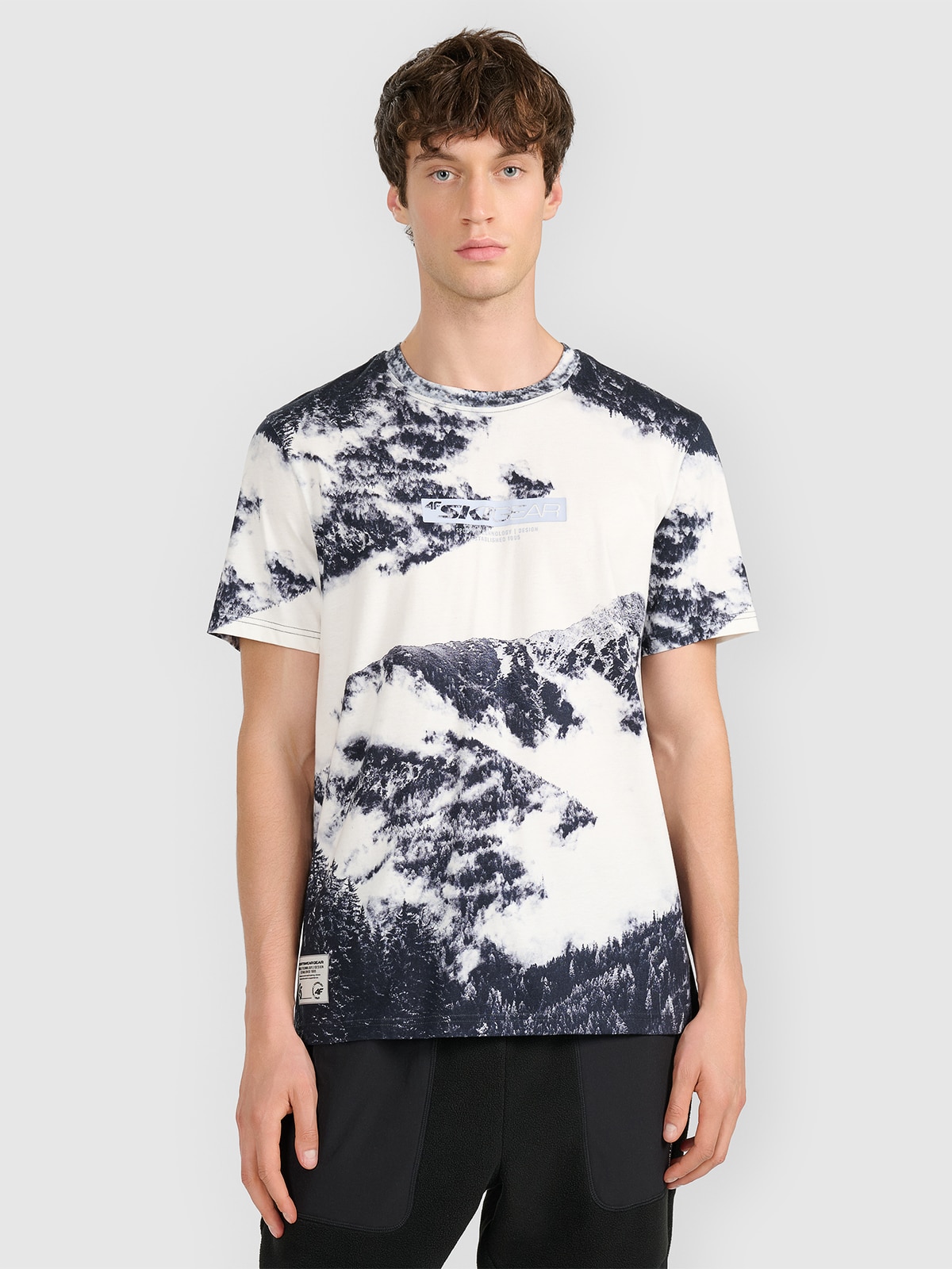 4F T-shirt regular z nadrukiem męski - czarny XL