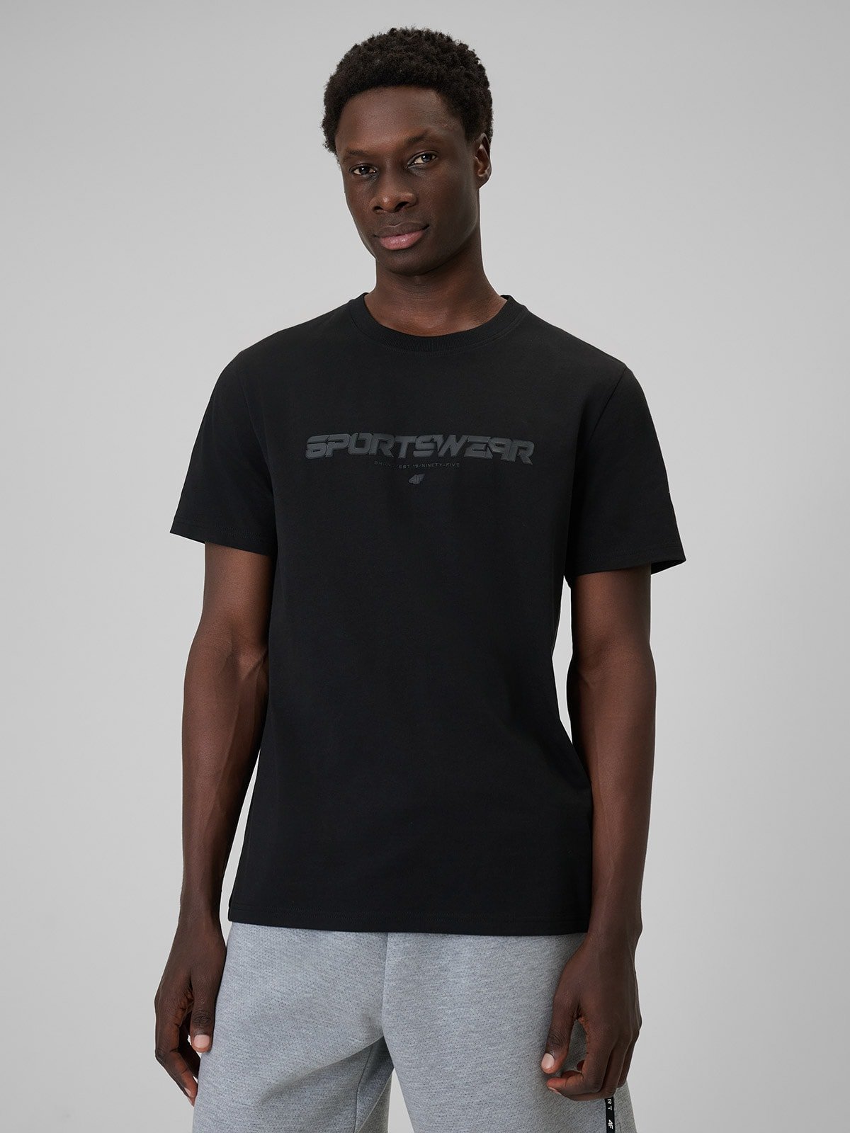 4F T-shirt regular z nadrukiem męski - czarny 3XL