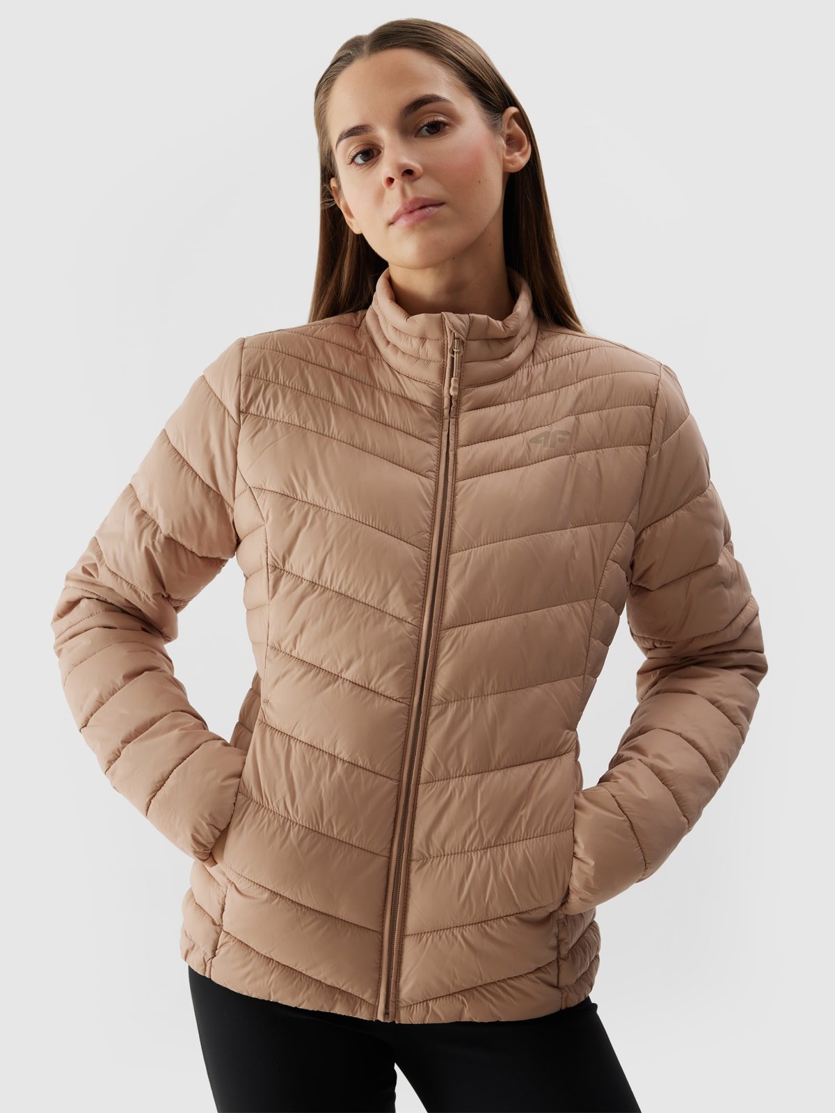 4F Kurtka puchowa z wypełnieniem z recyklingu damska - beżowa XS