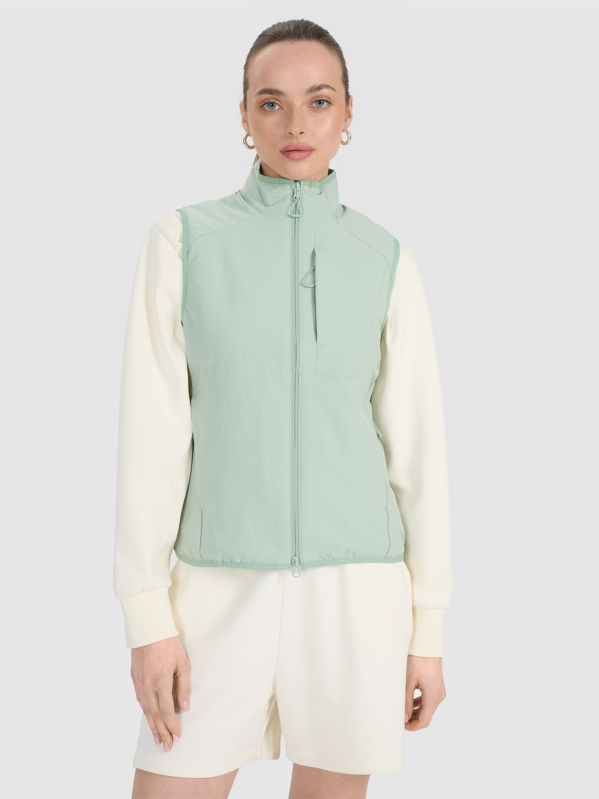 4F Bezrękawnik ze stójką damski - miętowy XS