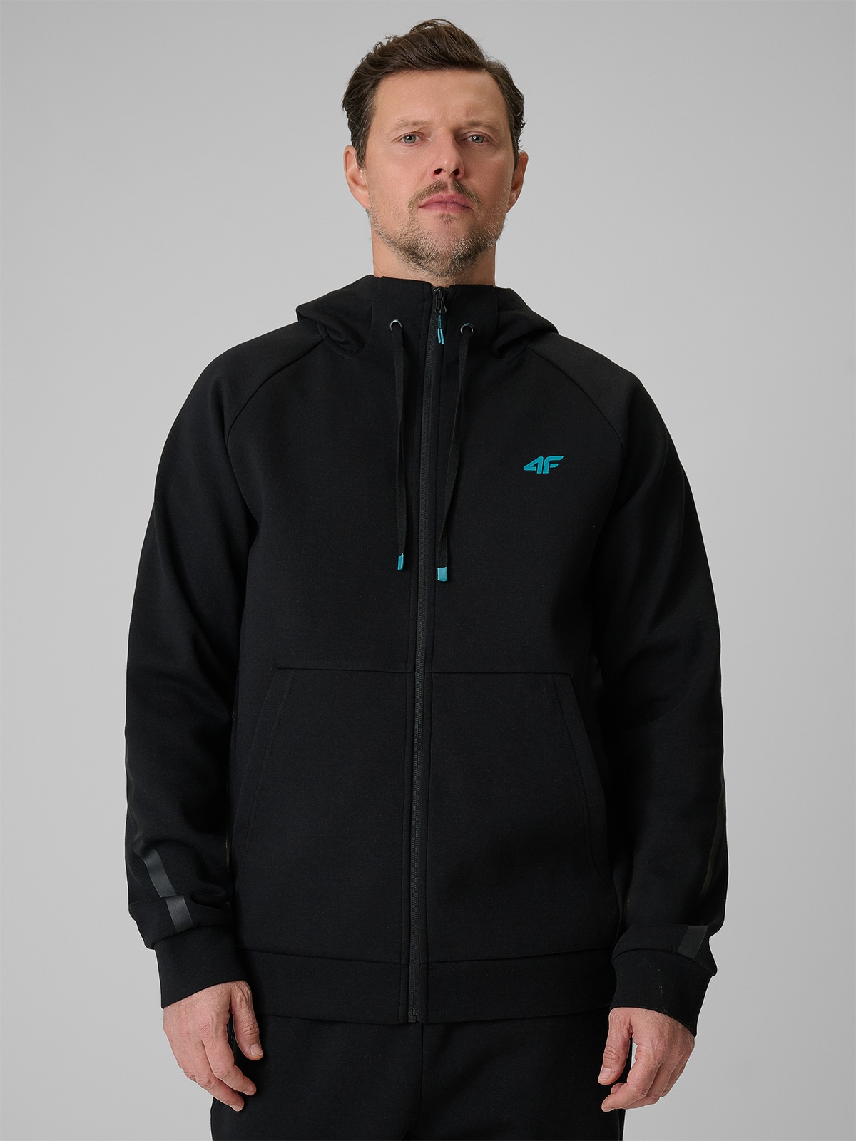 4F Bluza dresowa regular z kapturem męska - czarna XL