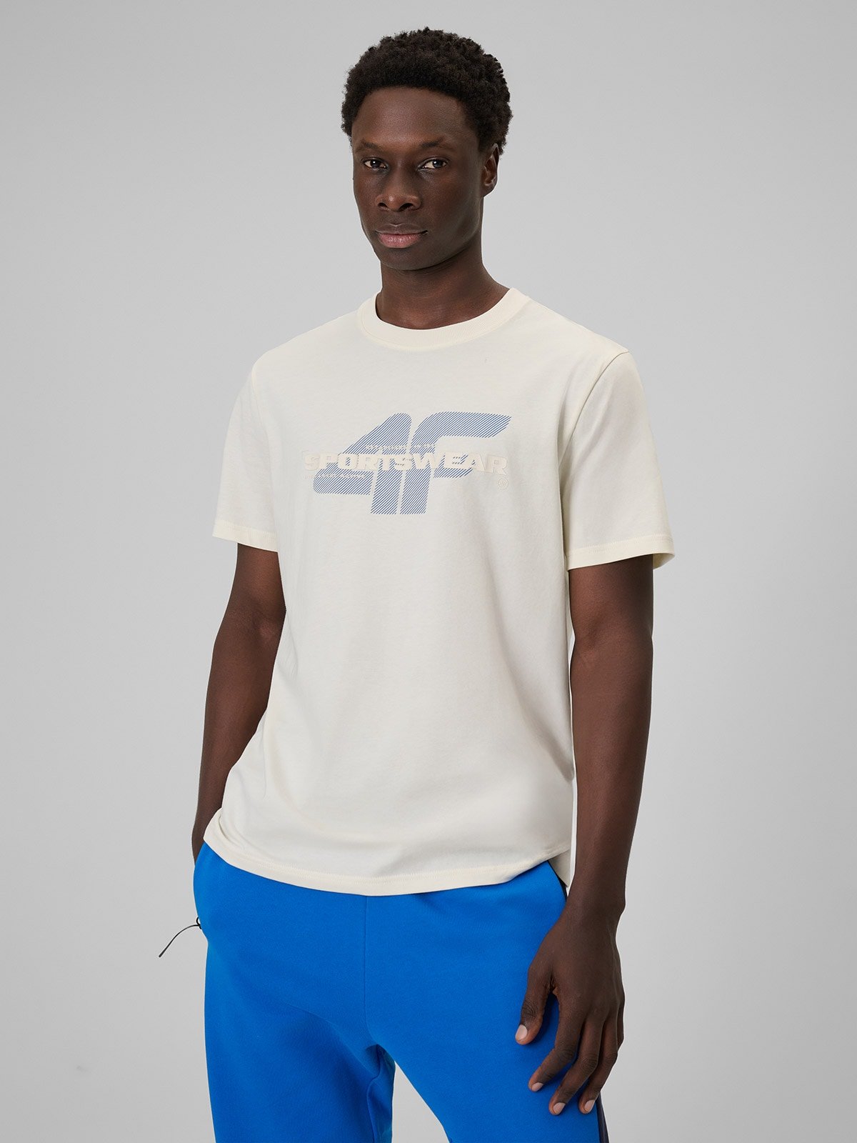 4F T-shirt regular z nadrukiem męski - beżowy S