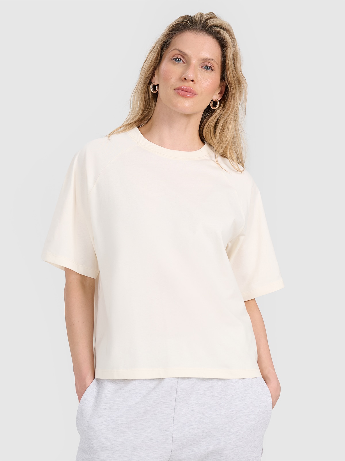 4F T-shirt oversize gładki damski - biały S