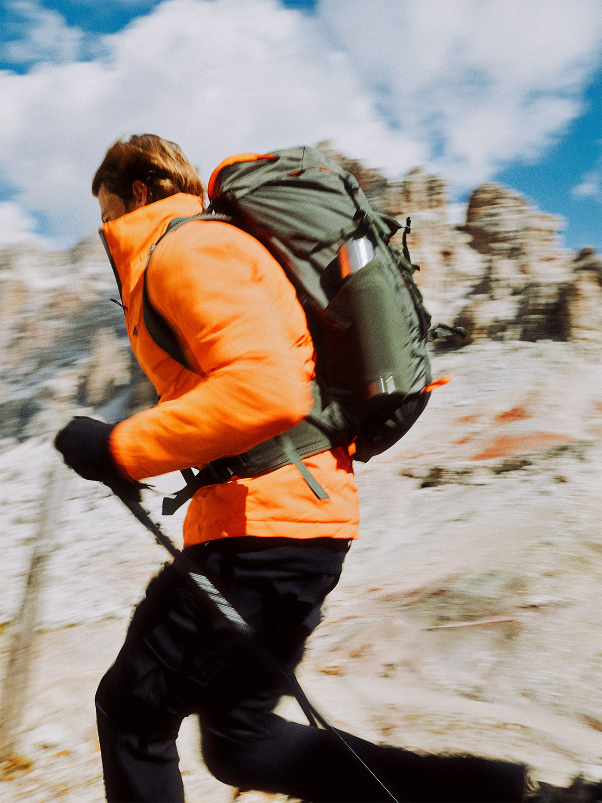 4F Kurtka puchowa trekkingowa z wypełnieniem syntetycznym męska - czerwona M