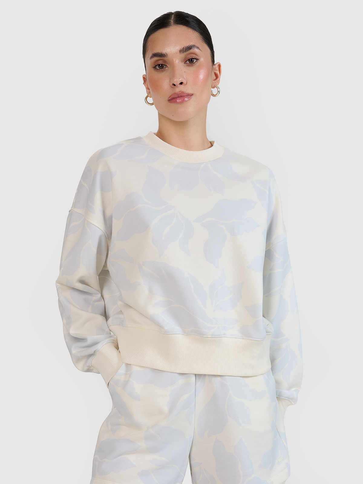 4F Bluza dresowa nierozpinana bez kaptura damska - multikolor XL